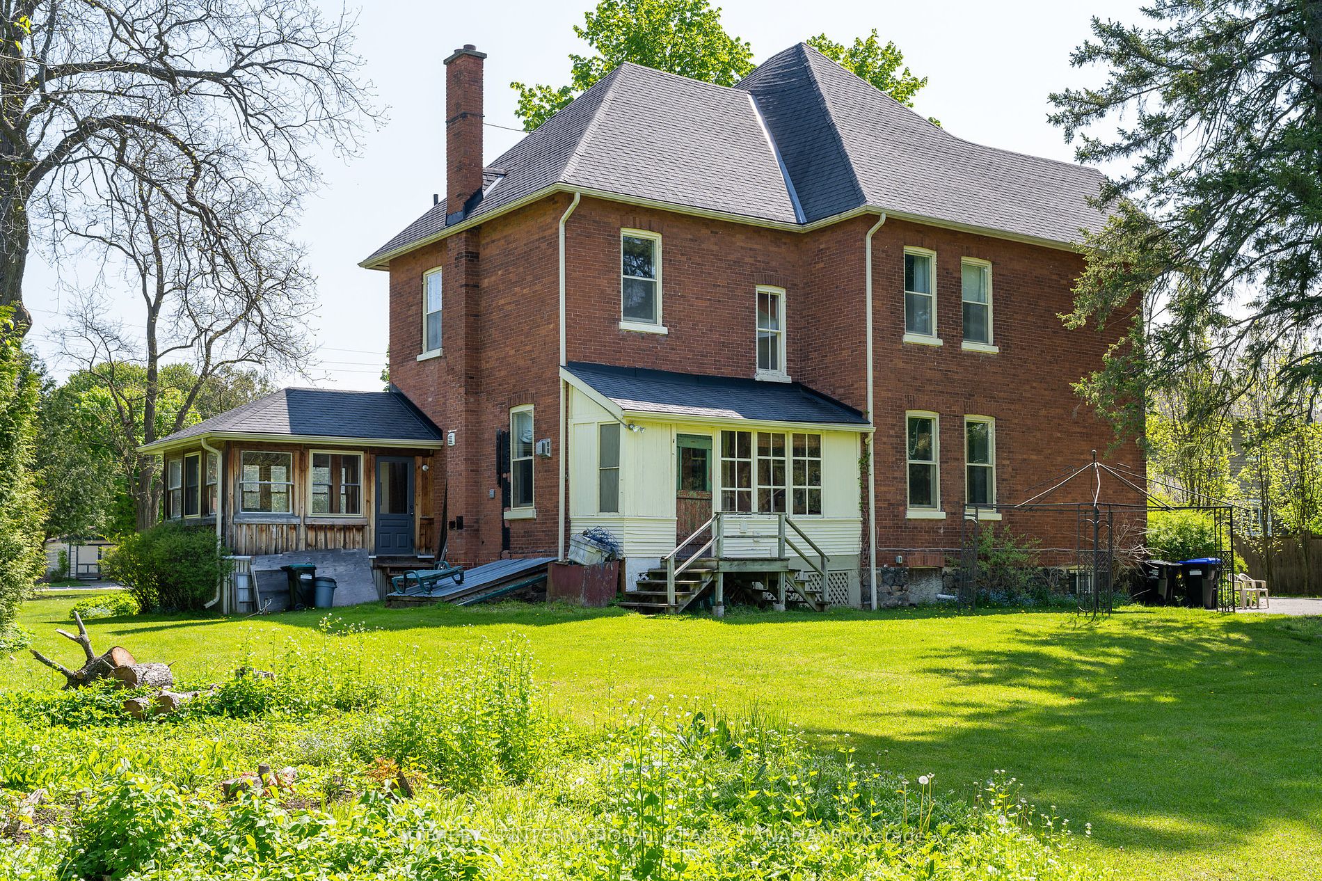 18 Amelia Street
