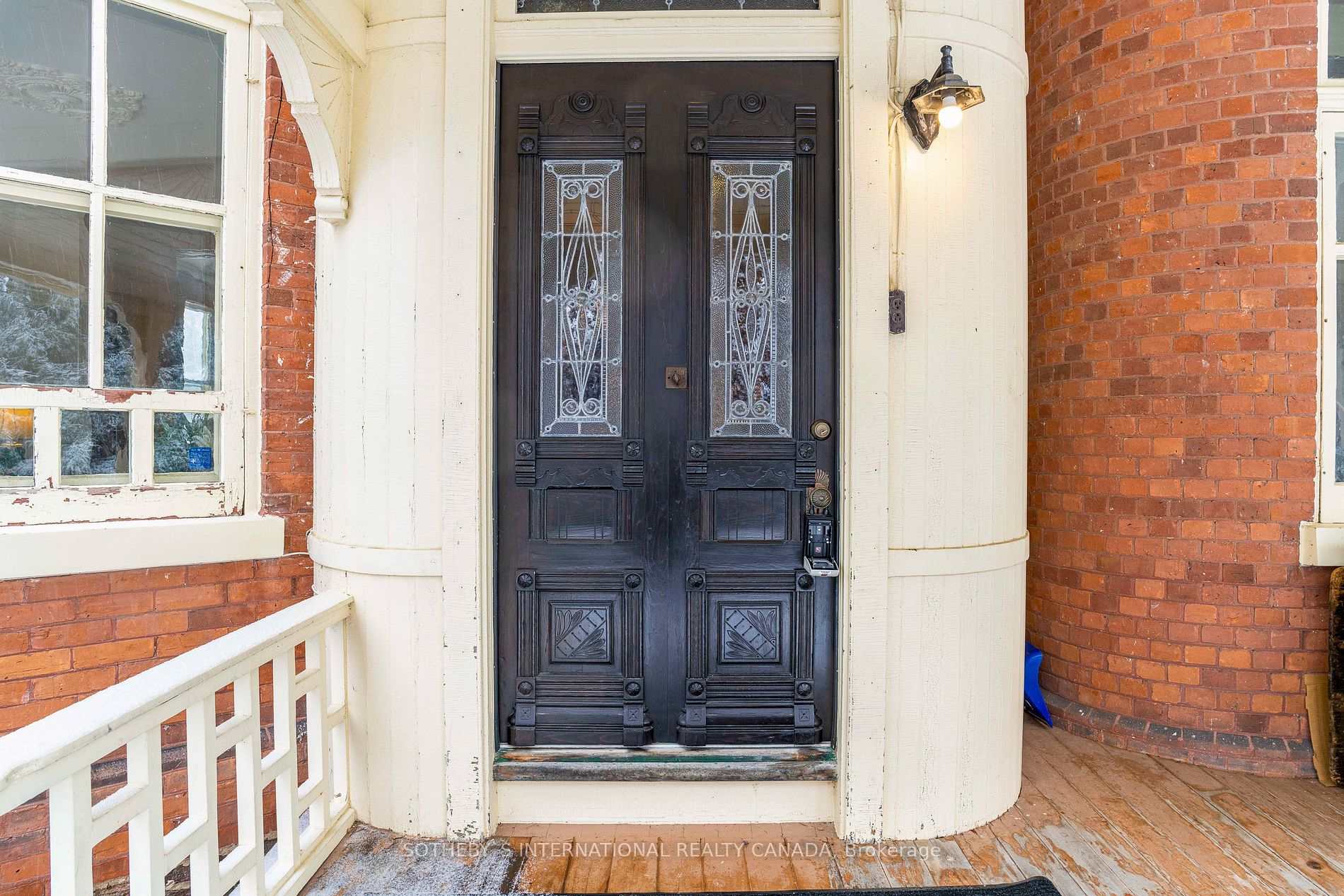 18 Amelia Street