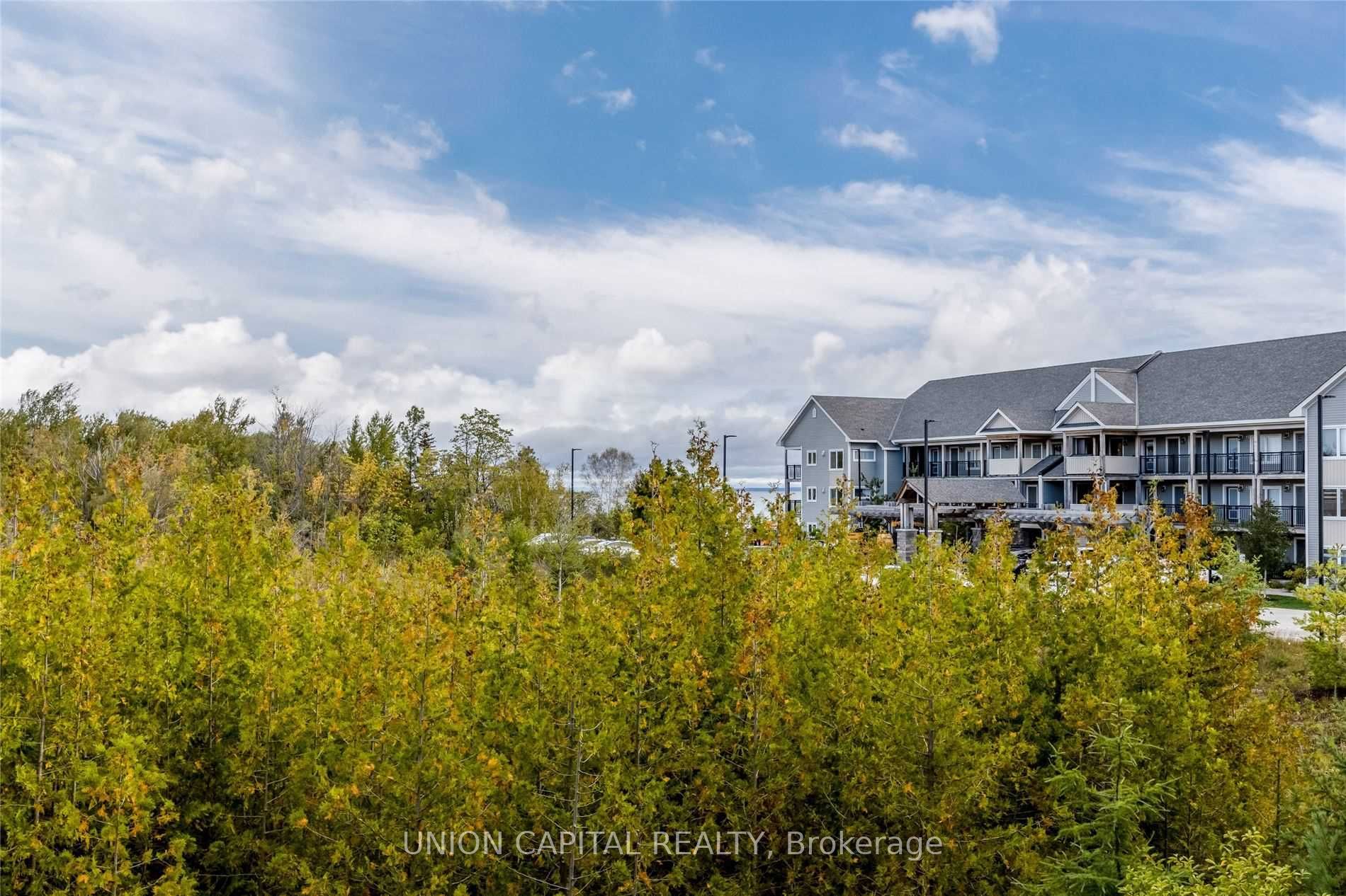 6 Anchorage Cres, #205