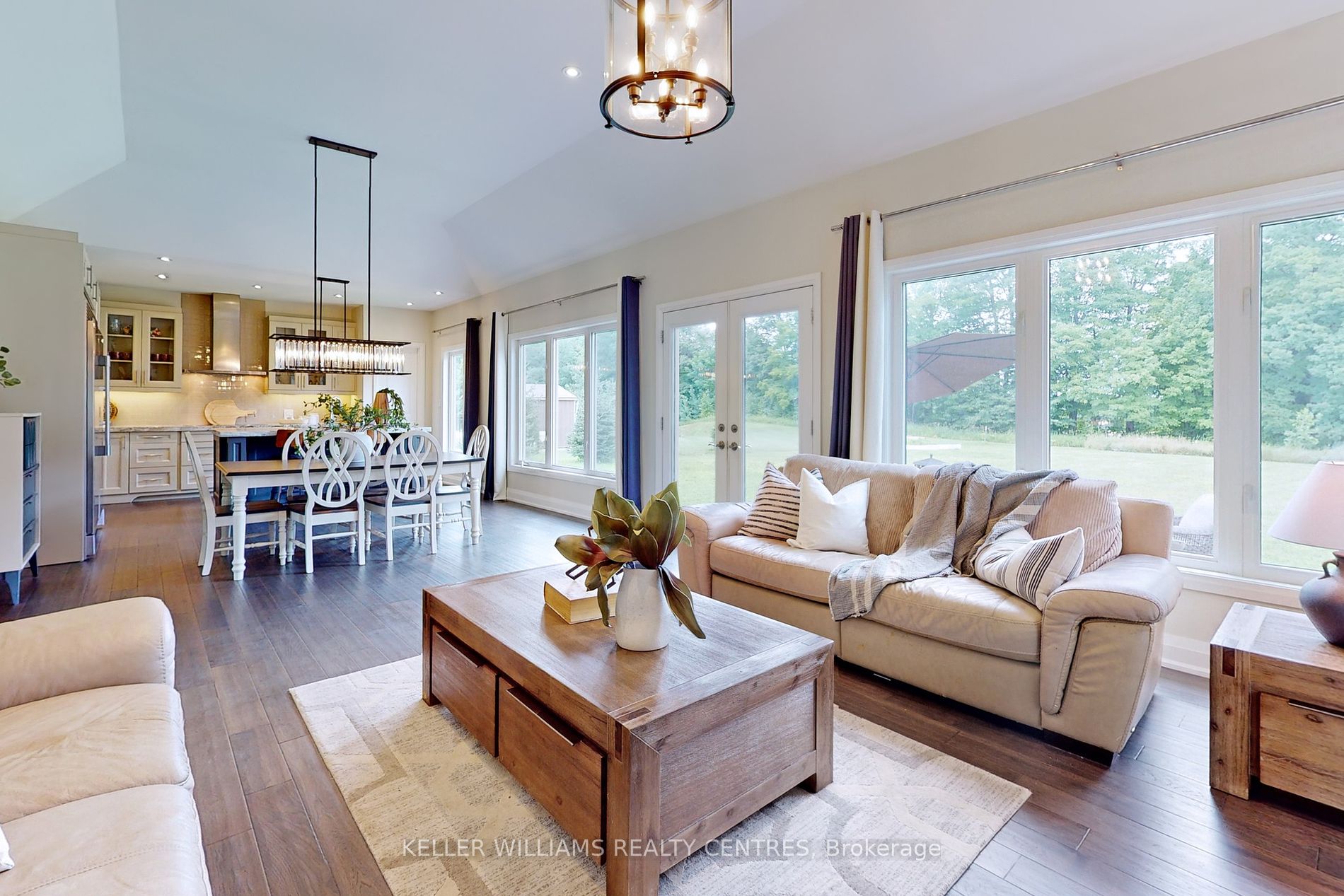 34 Georgian Grande Drive