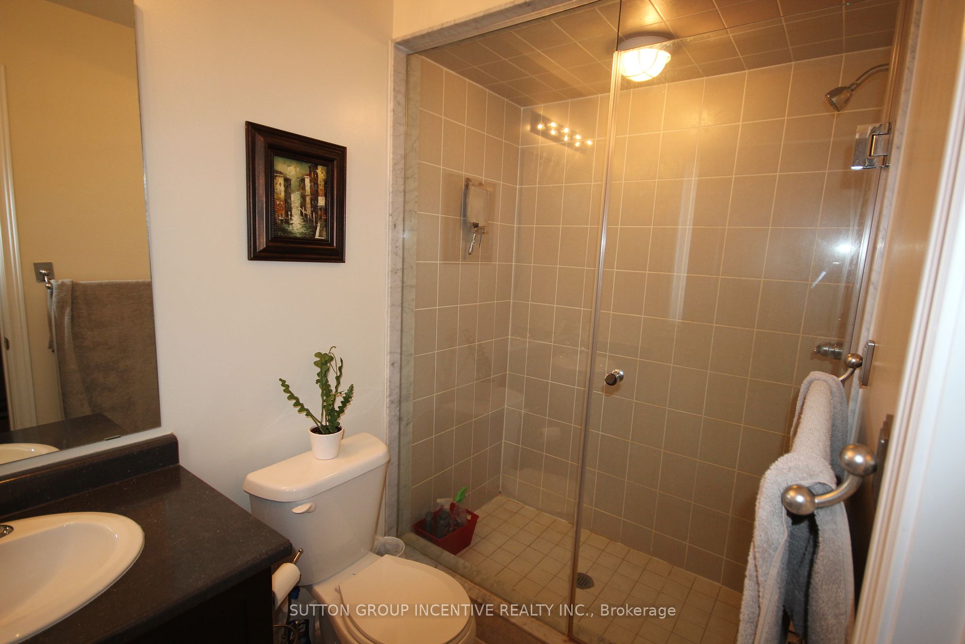 52 Snelgrove Crescent