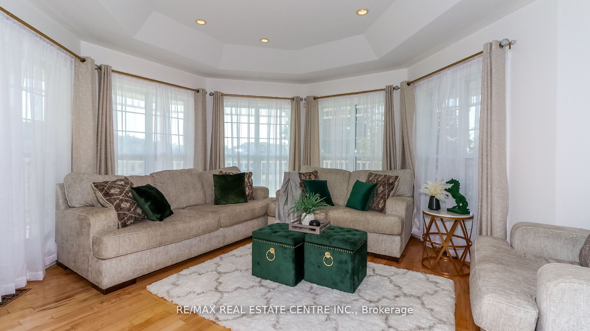 5 Deanna Drive