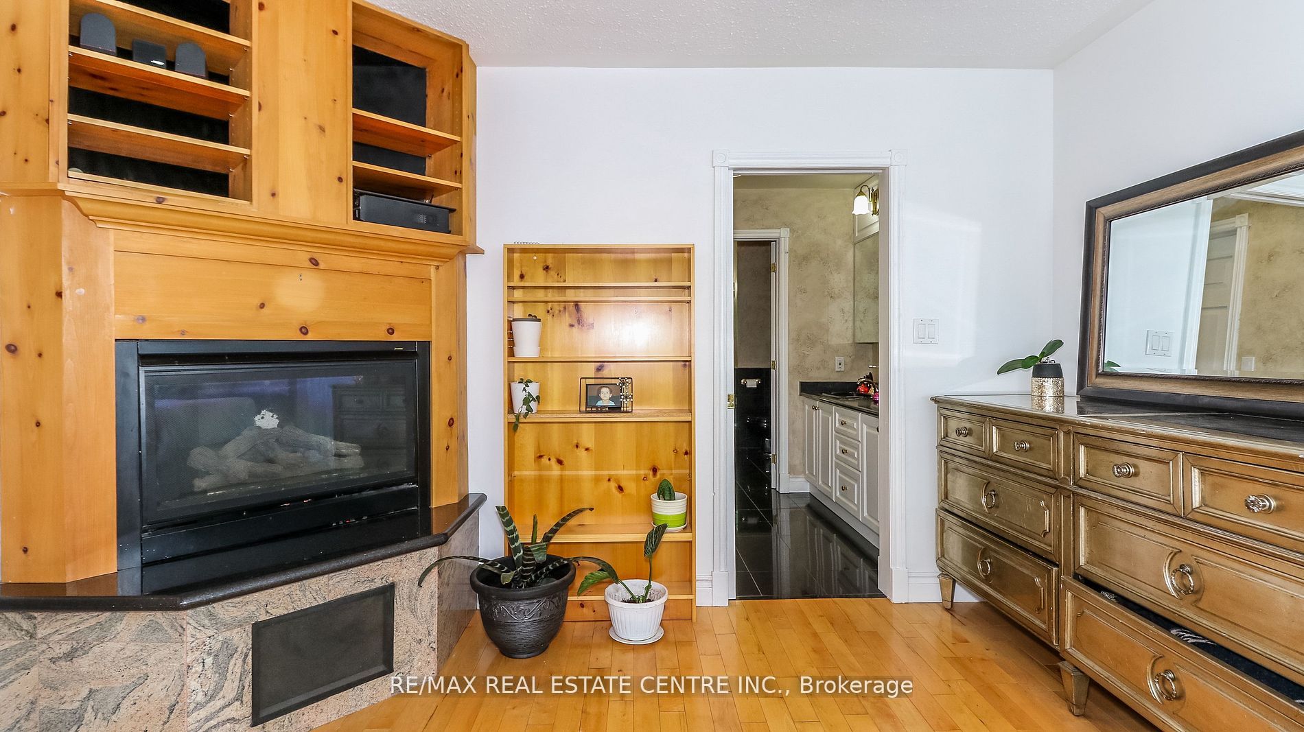 5 Deanna Drive