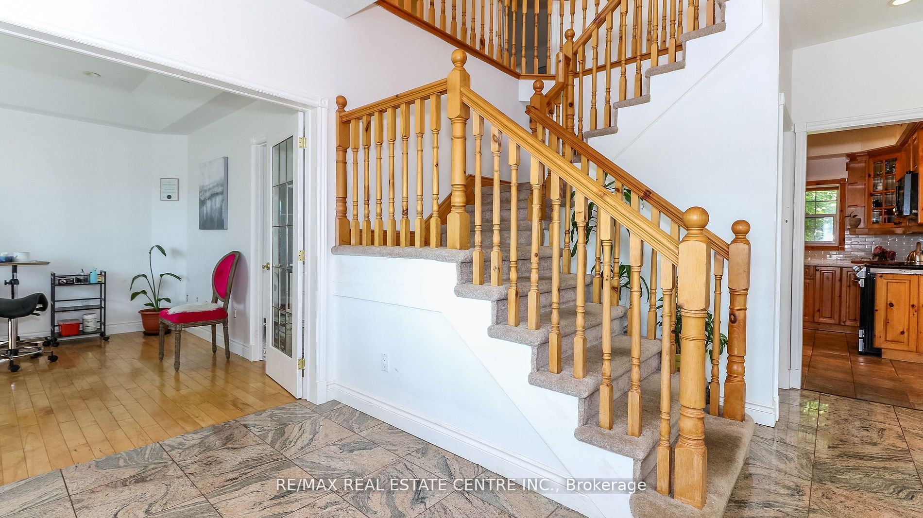 5 Deanna Drive