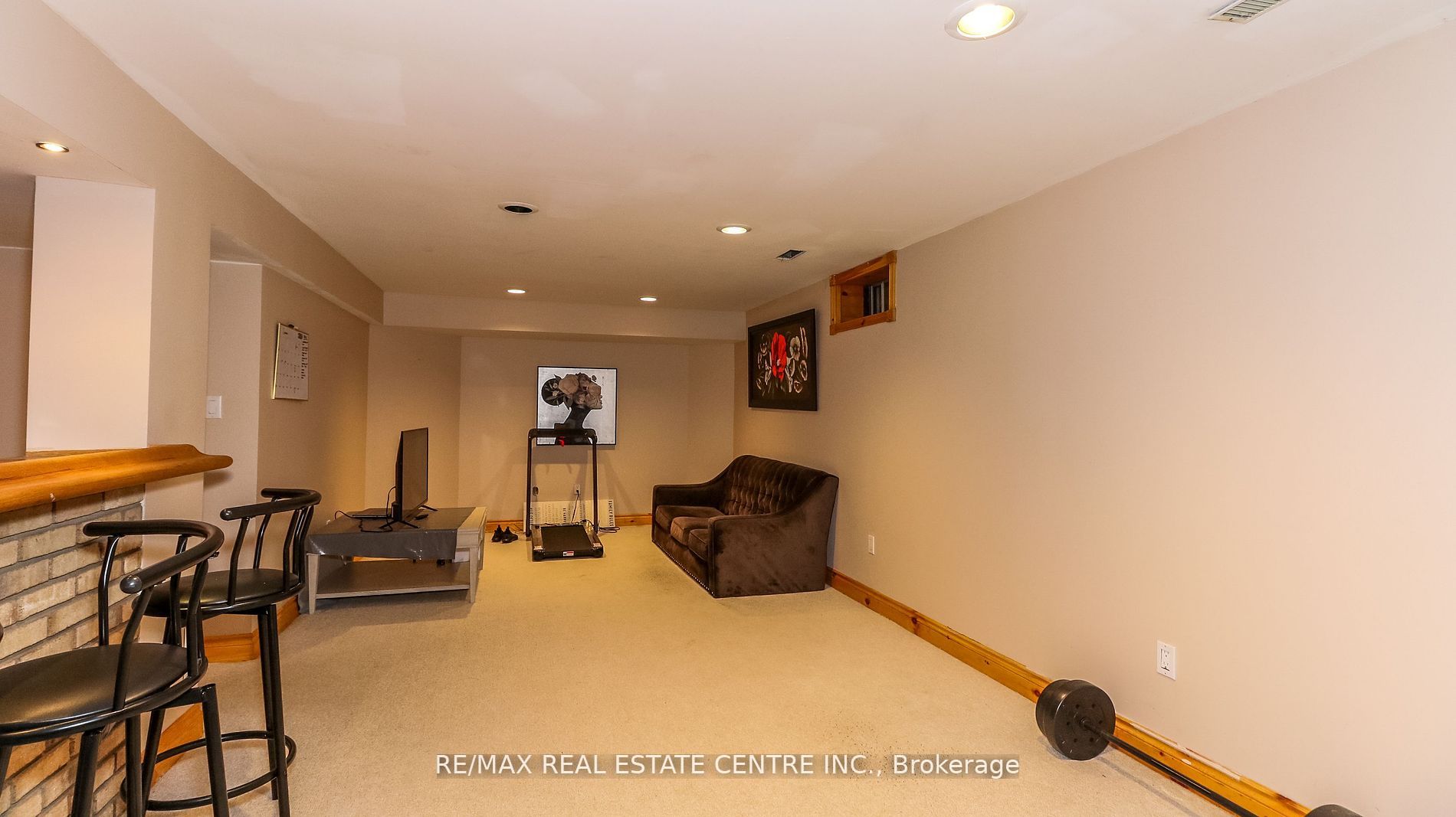 5 Deanna Drive