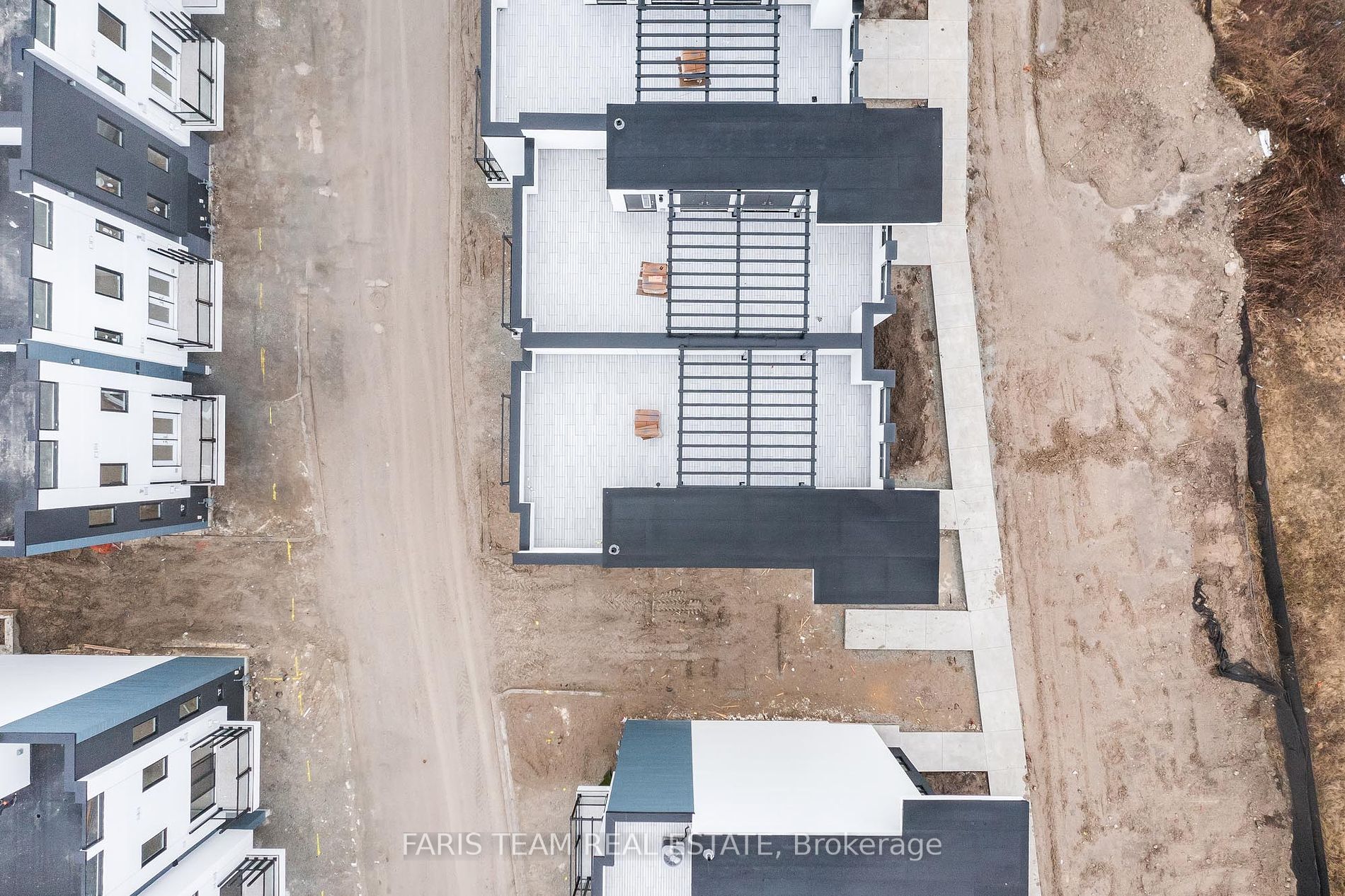 11 Mariners Pier Way