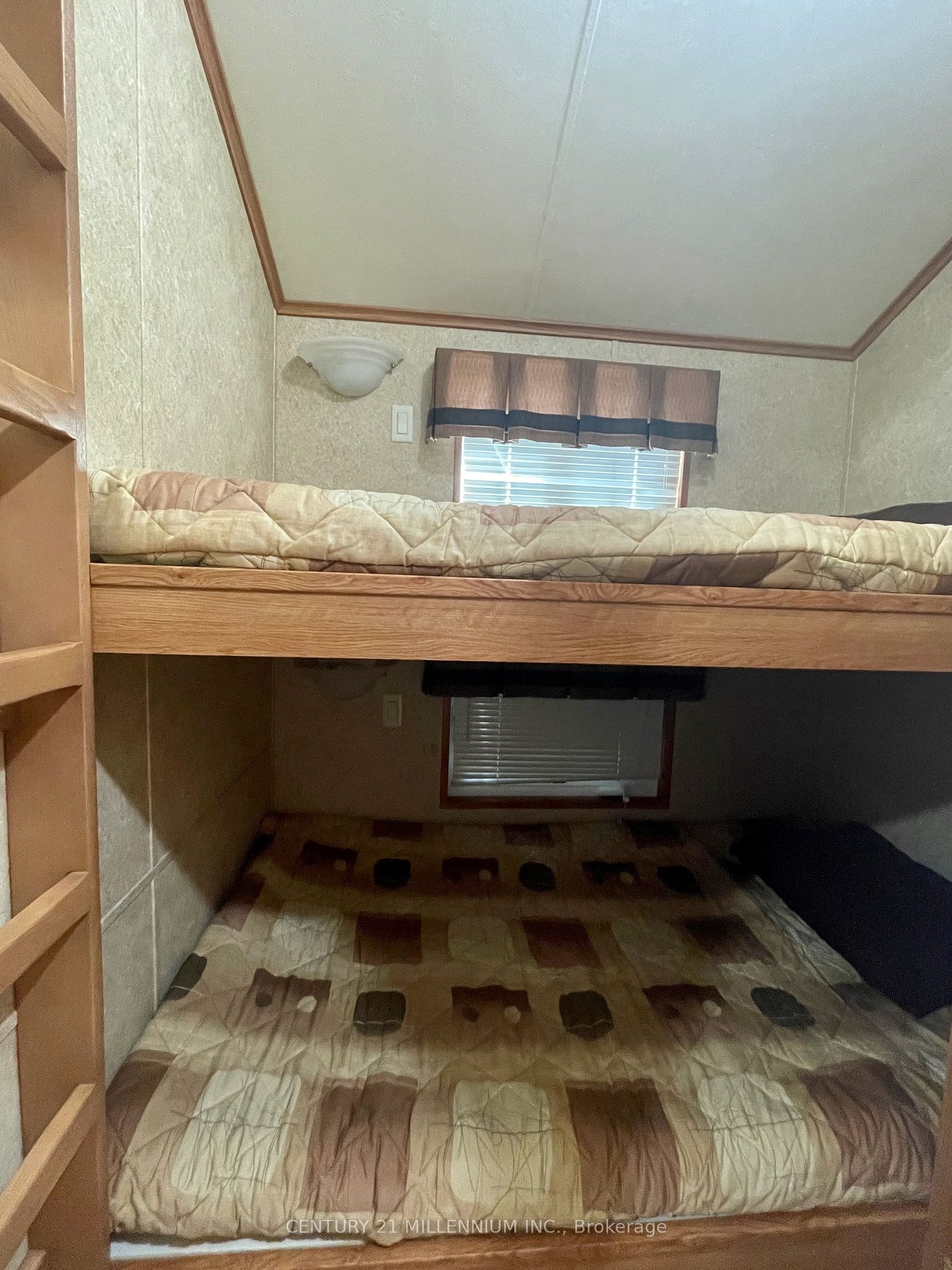 89 Madawaska Trail