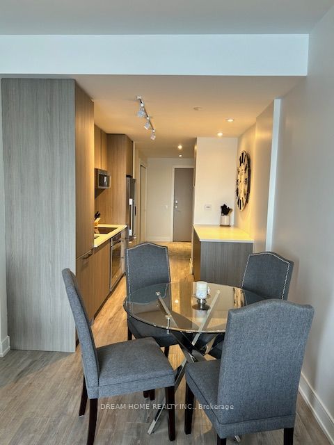 185 Dunlop Street, #610