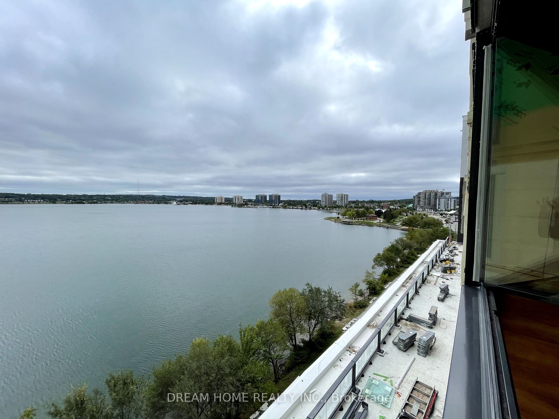 185 Dunlop Street, #610