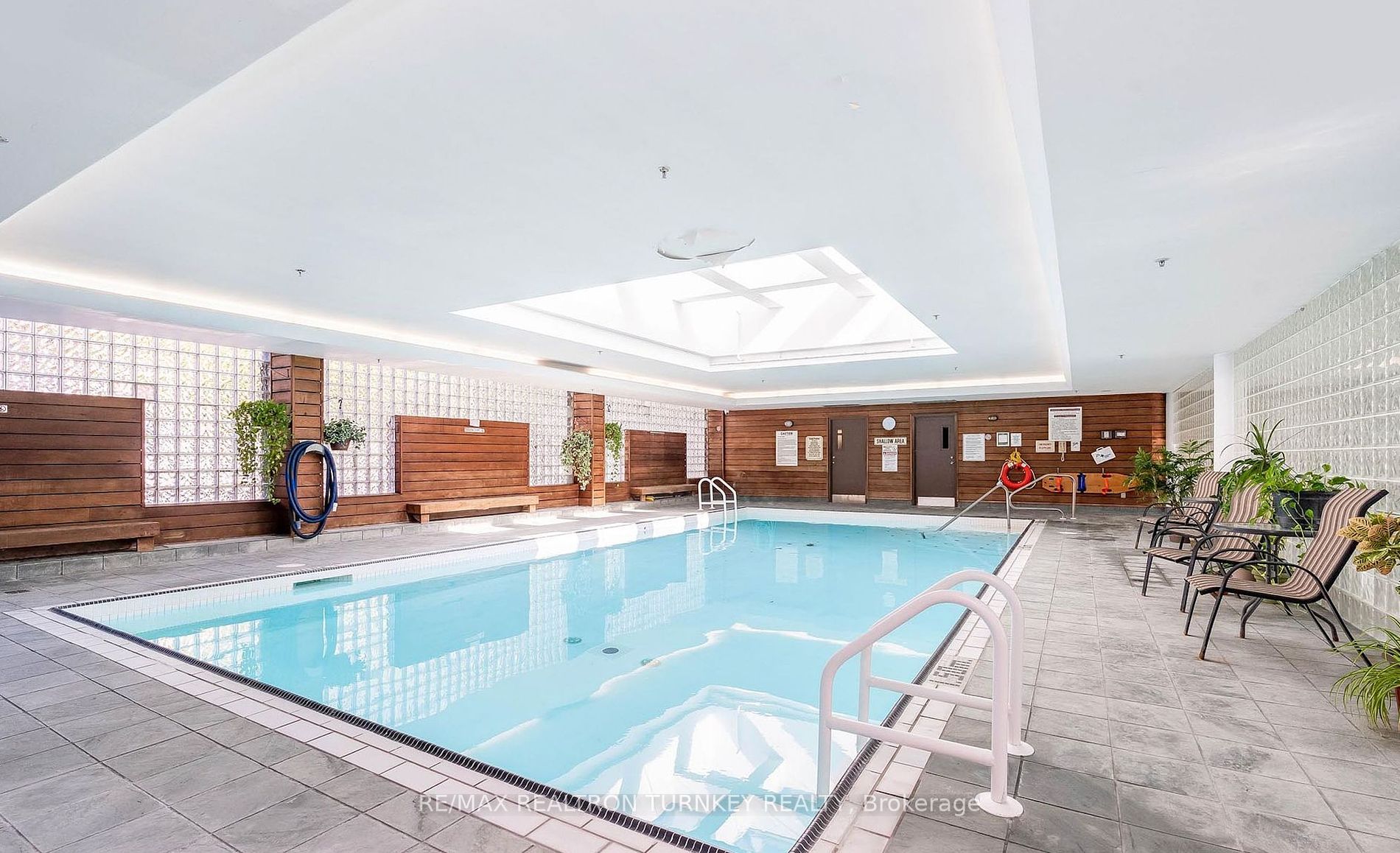 140 Dunlop Street E, #1504
