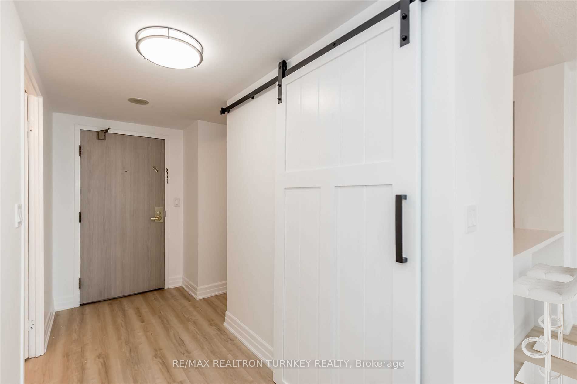 140 Dunlop Street E, #1504