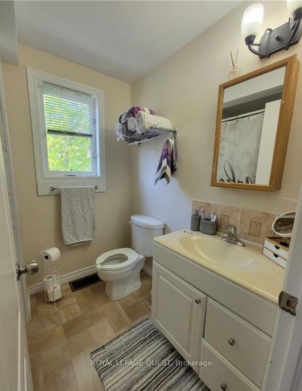 671 Driftwood Road