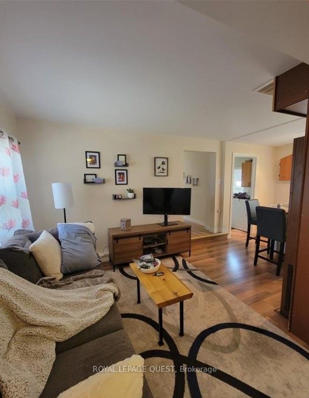 671 Driftwood Road