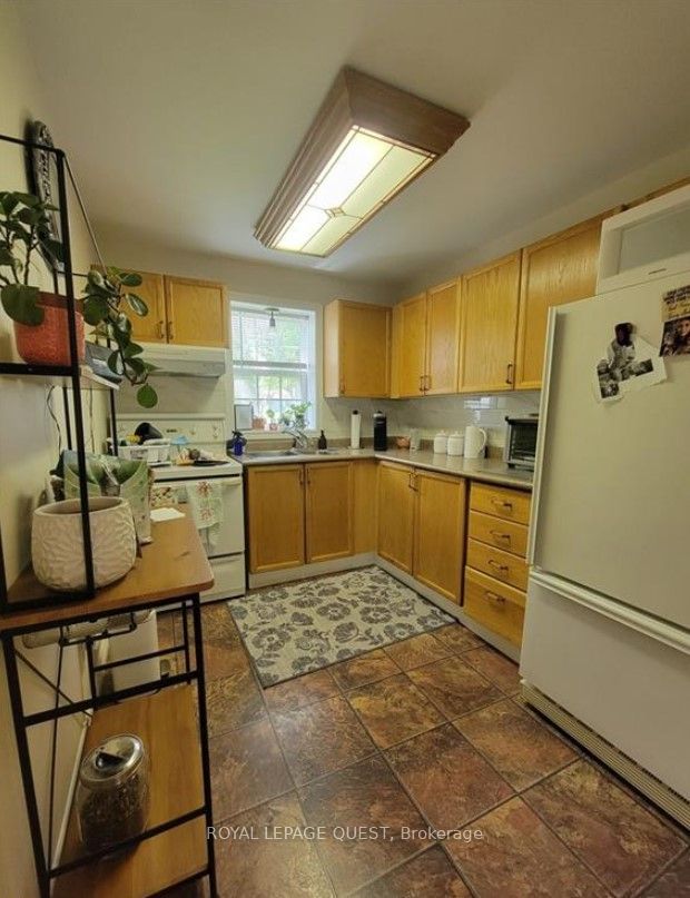 671 Driftwood Road