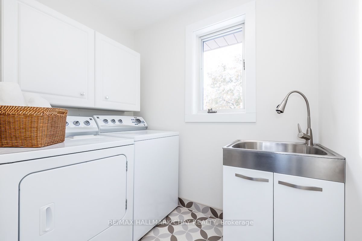 16 Garrett Crescent