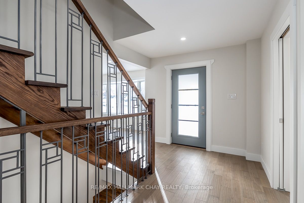 16 Garrett Crescent