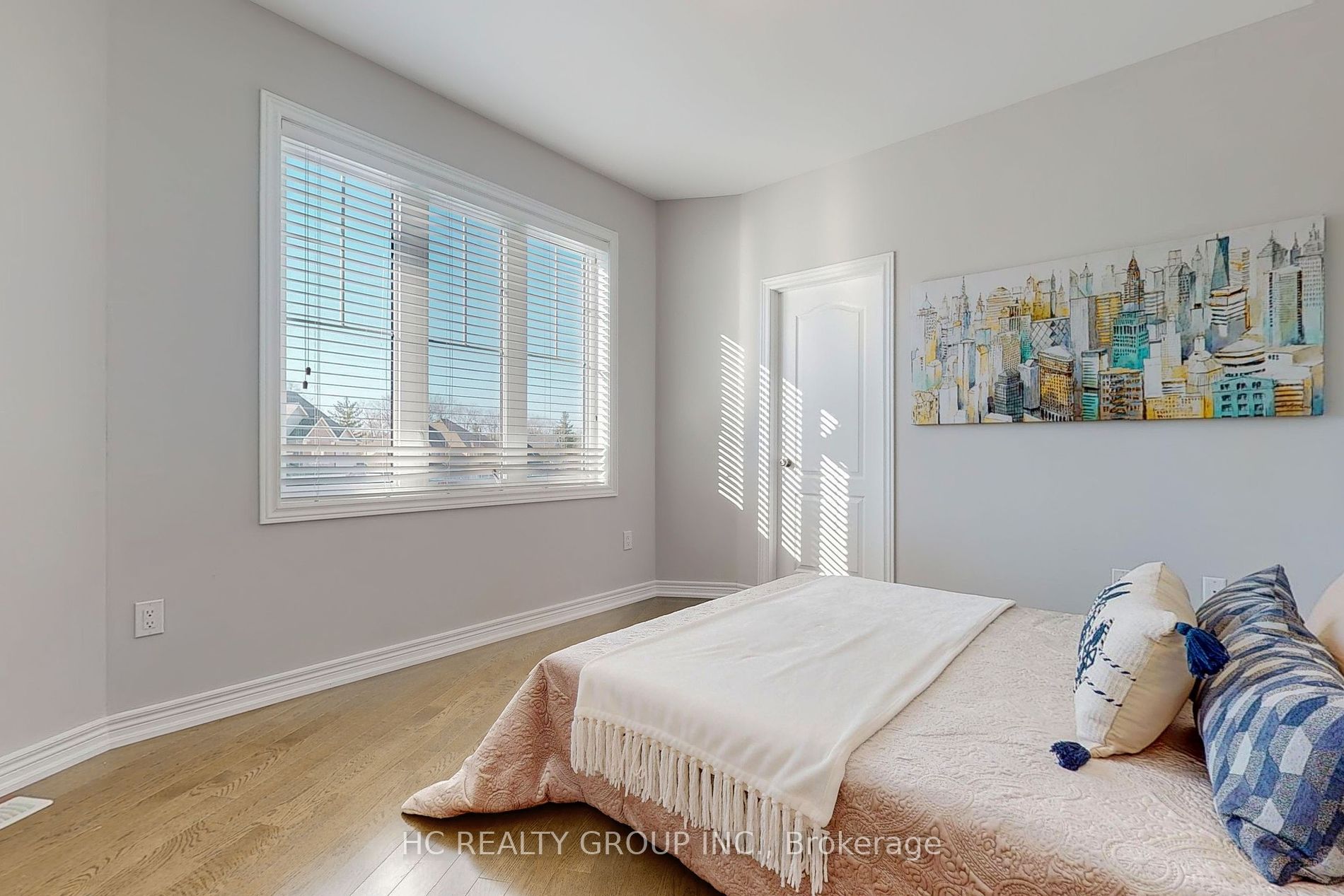 56 Redmond Cres