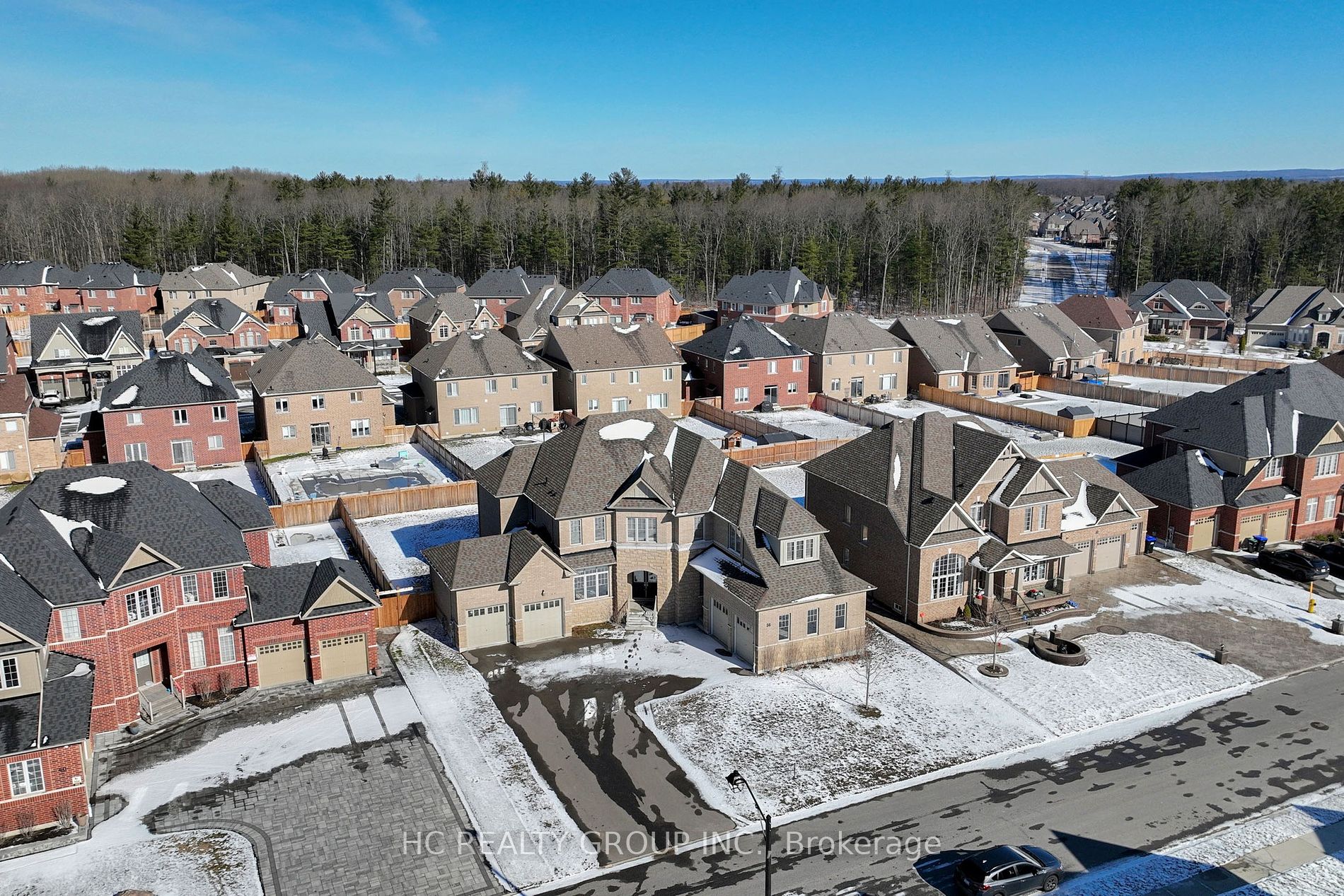 56 Redmond Cres