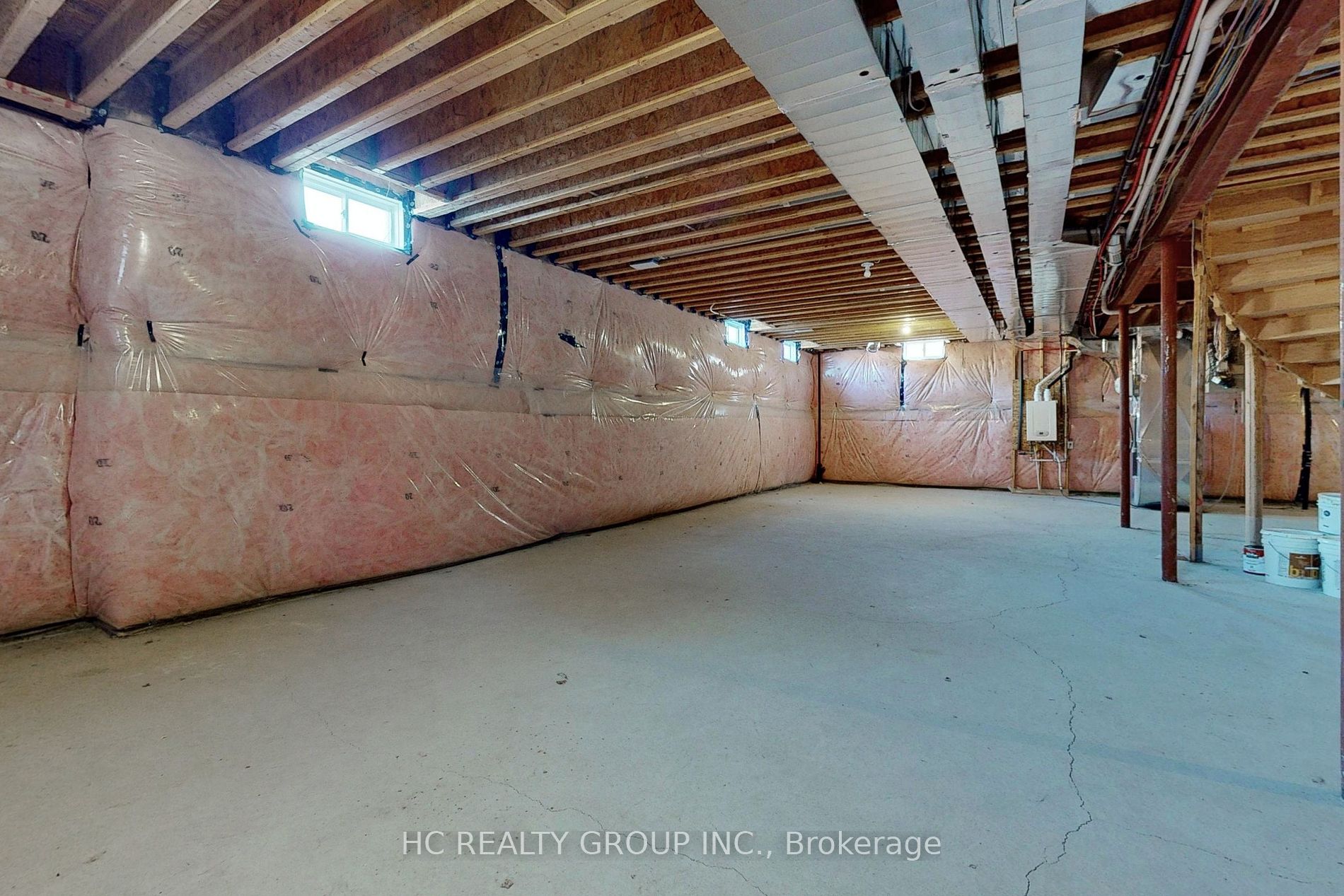 56 Redmond Cres
