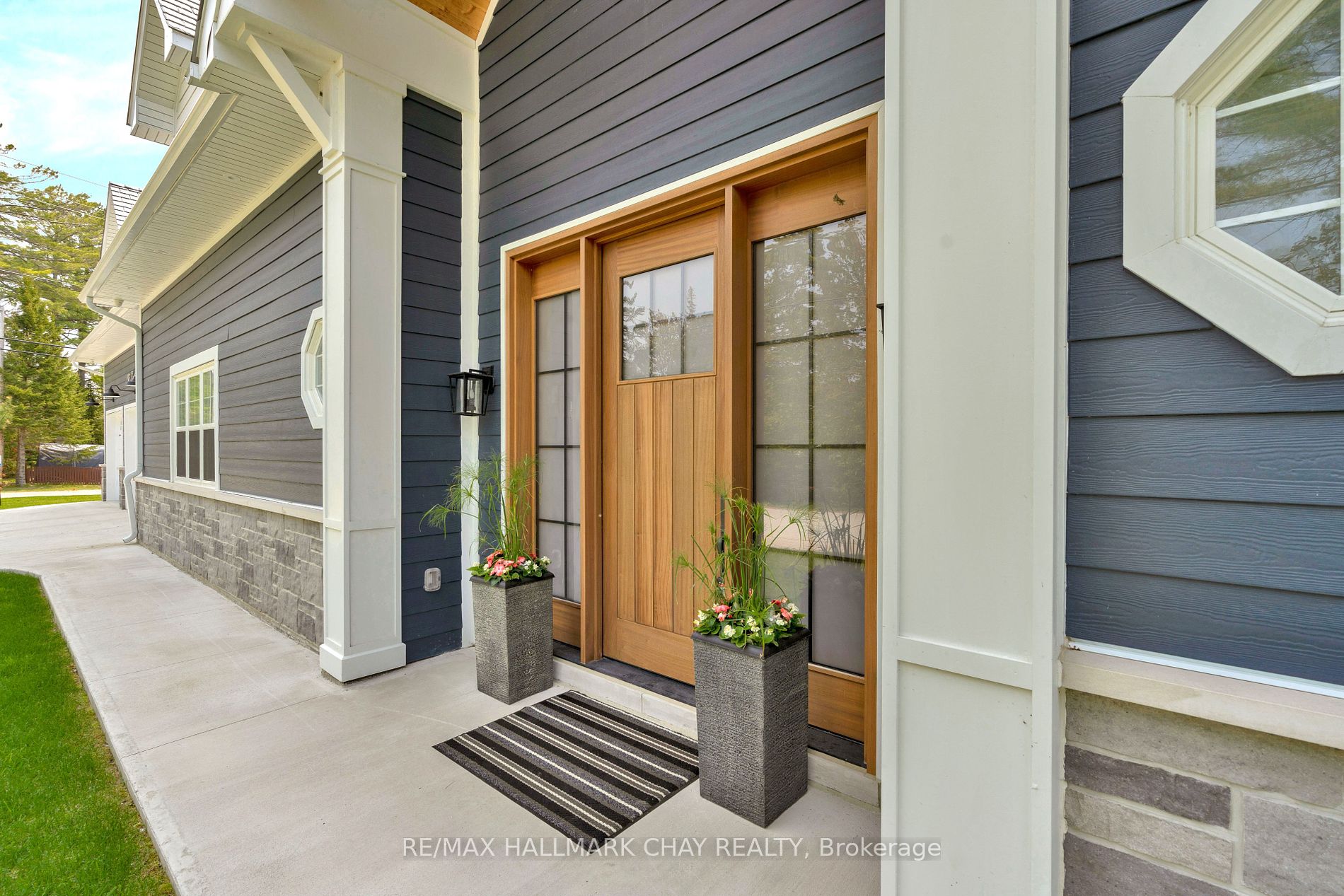 395 Eastdale Drive