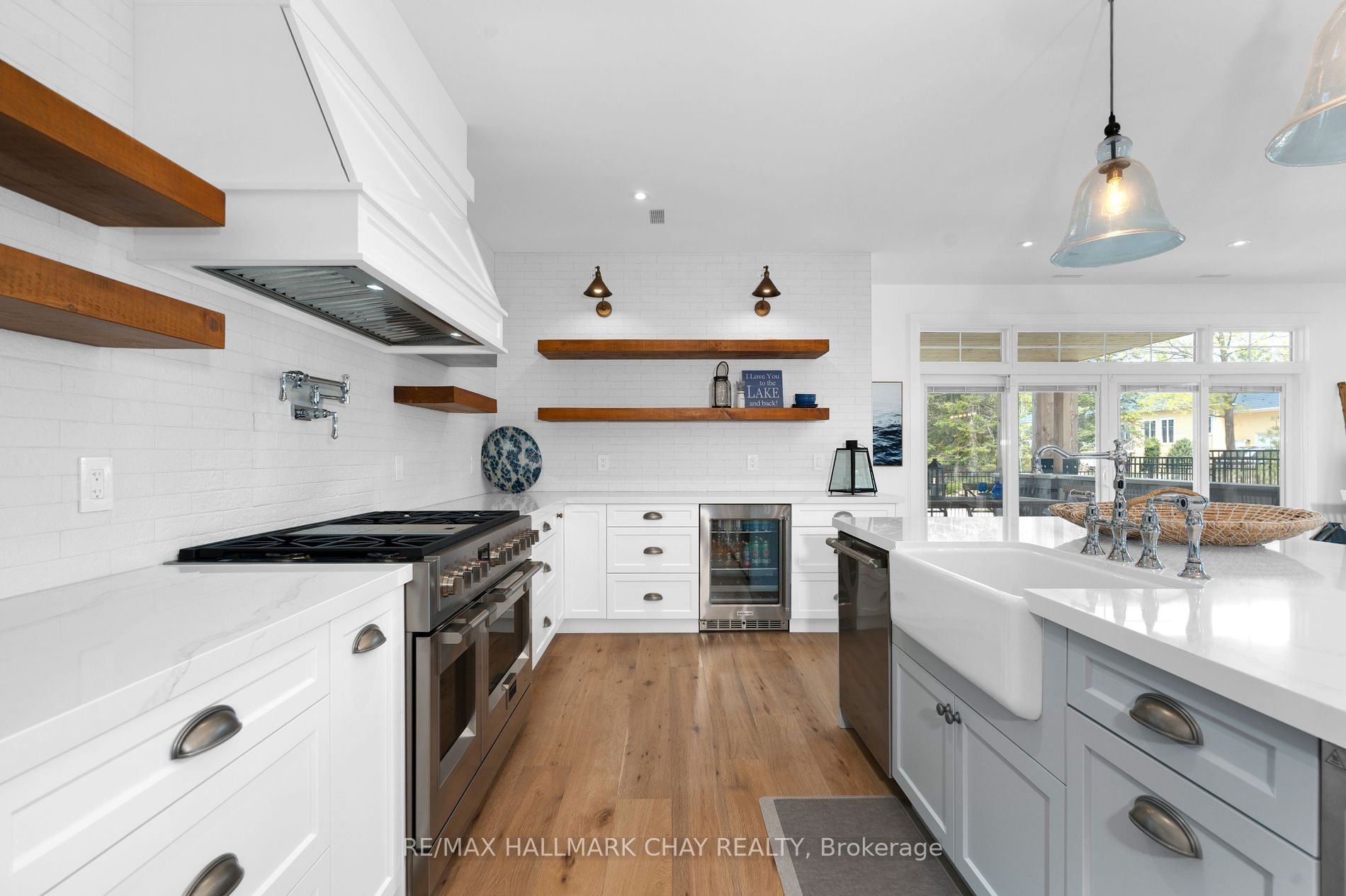 395 Eastdale Drive