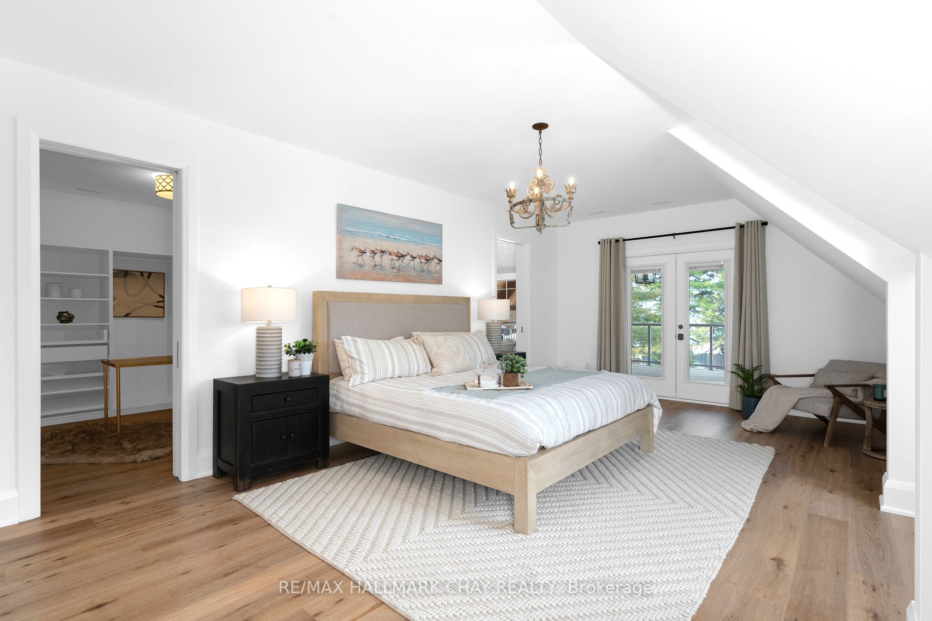 395 Eastdale Drive
