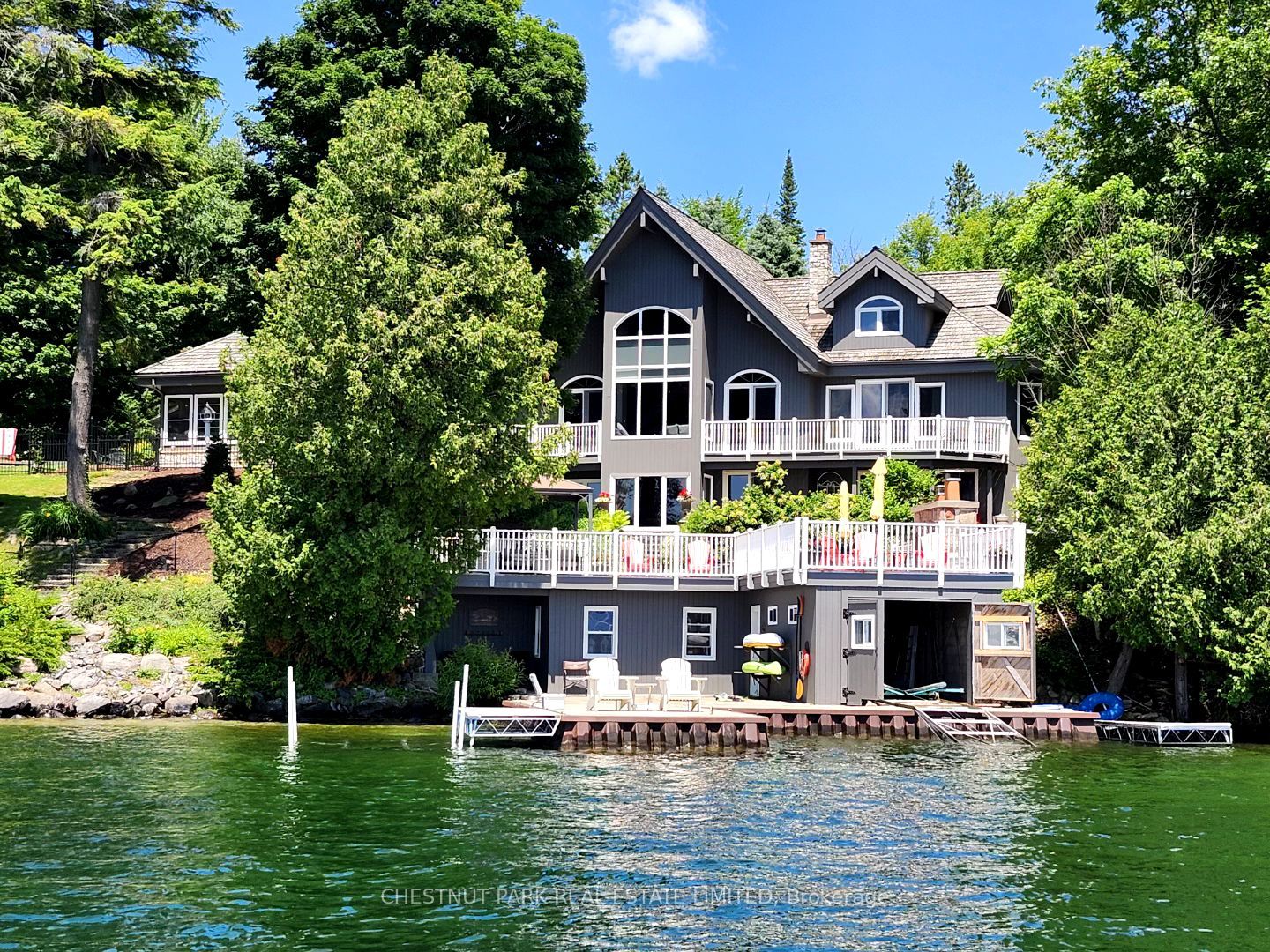 153 Bay Street