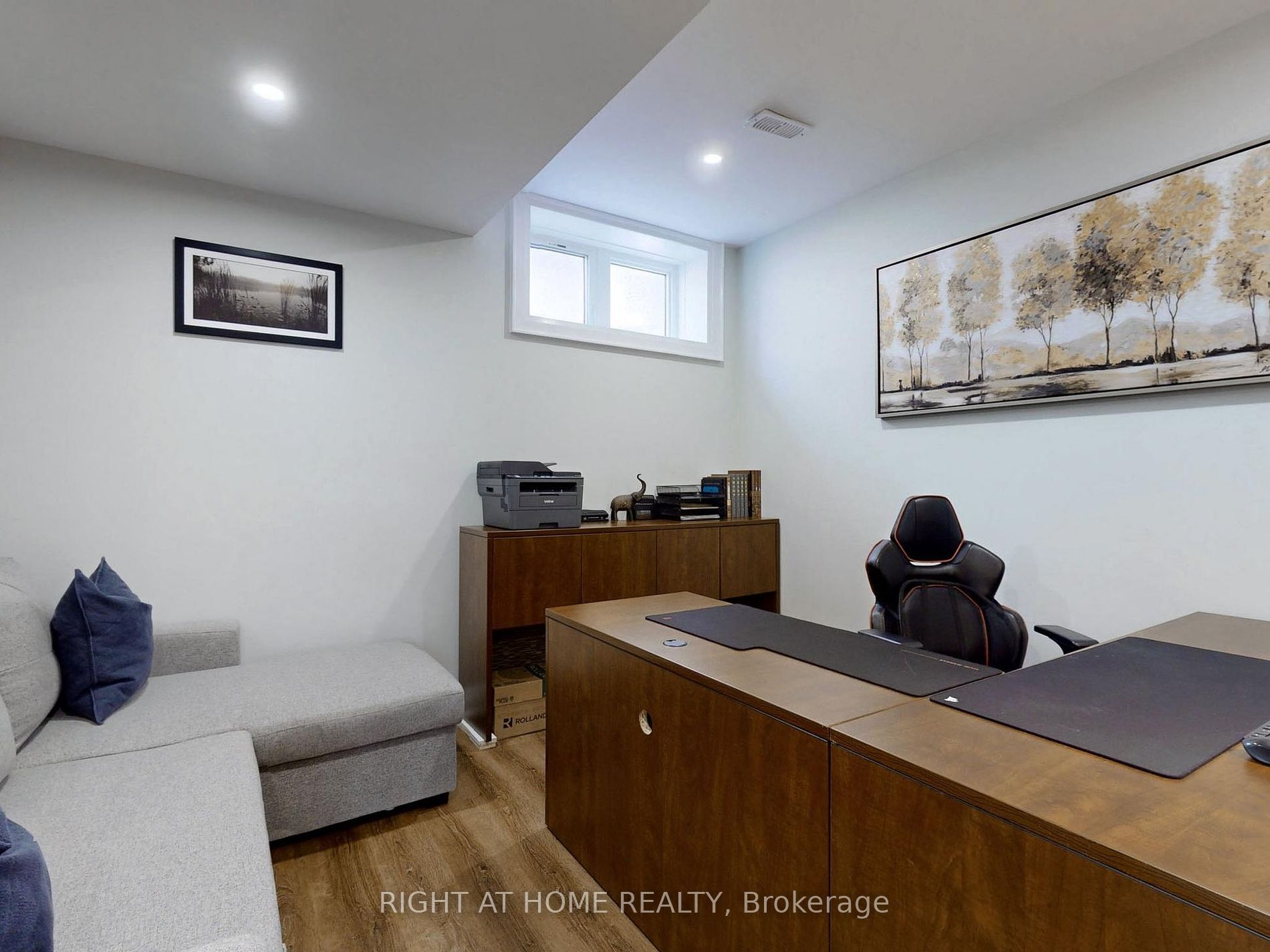 300 Shanty Bay Rd