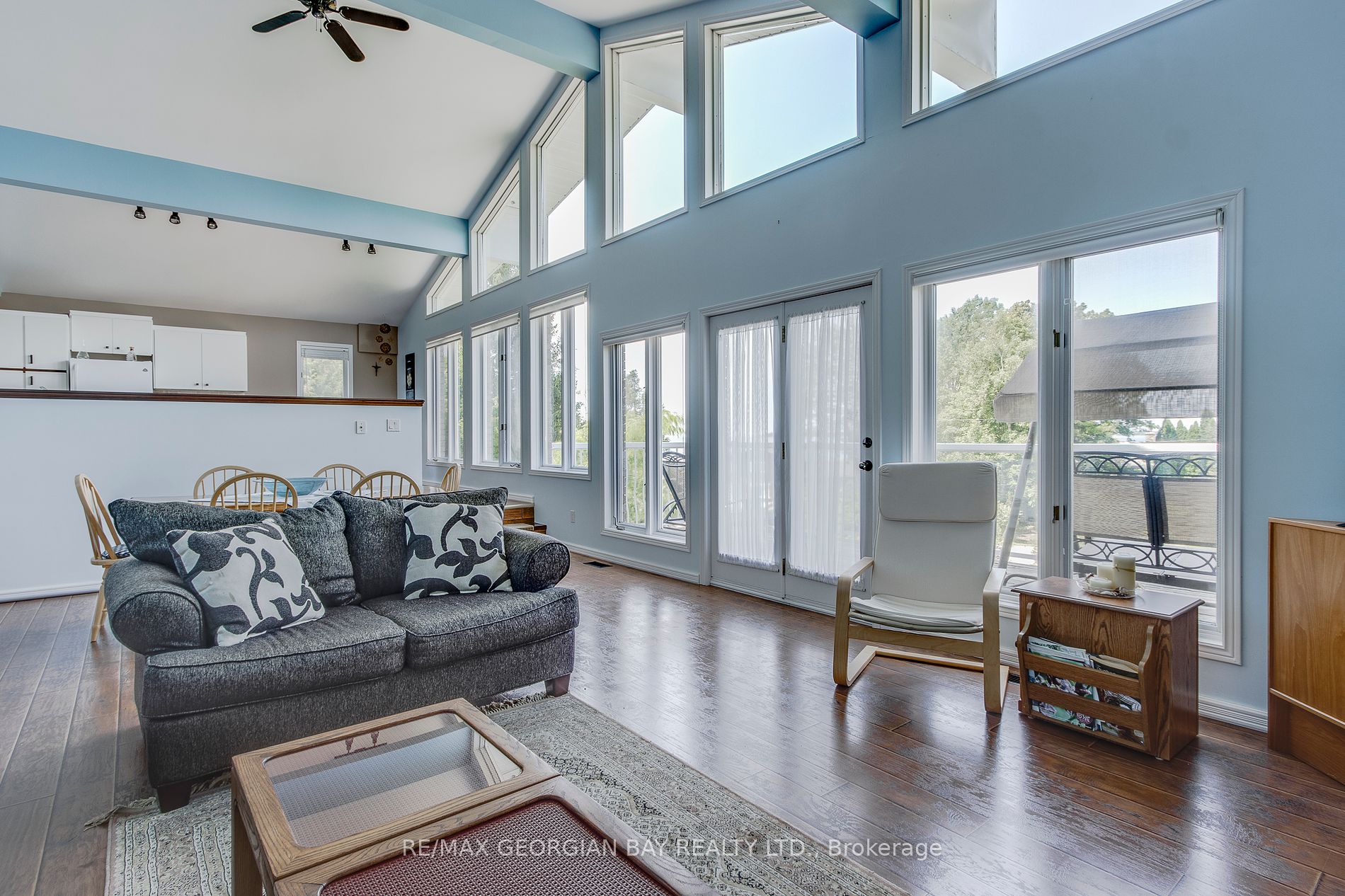 2476 Champlain Road