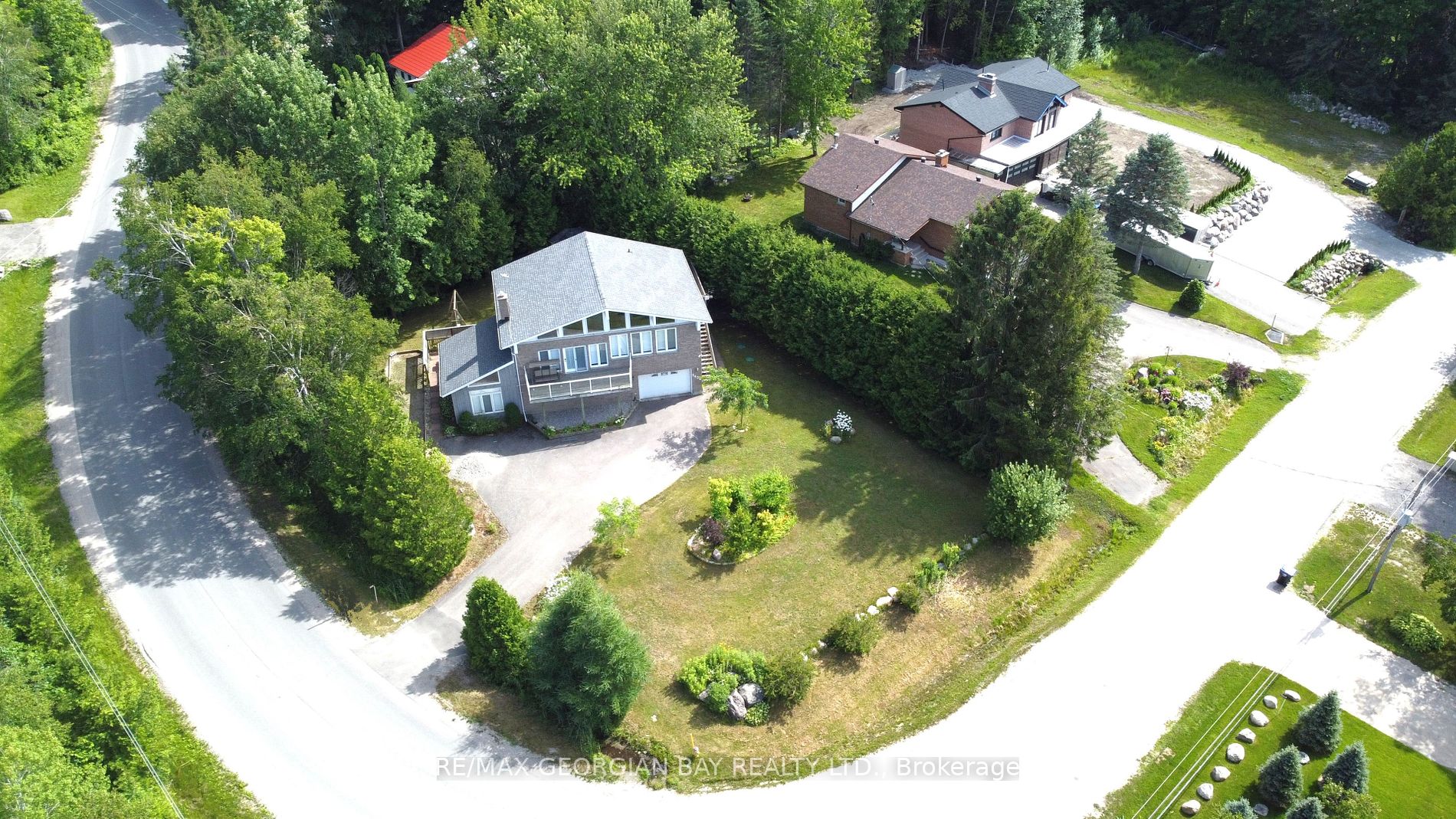 2476 Champlain Road
