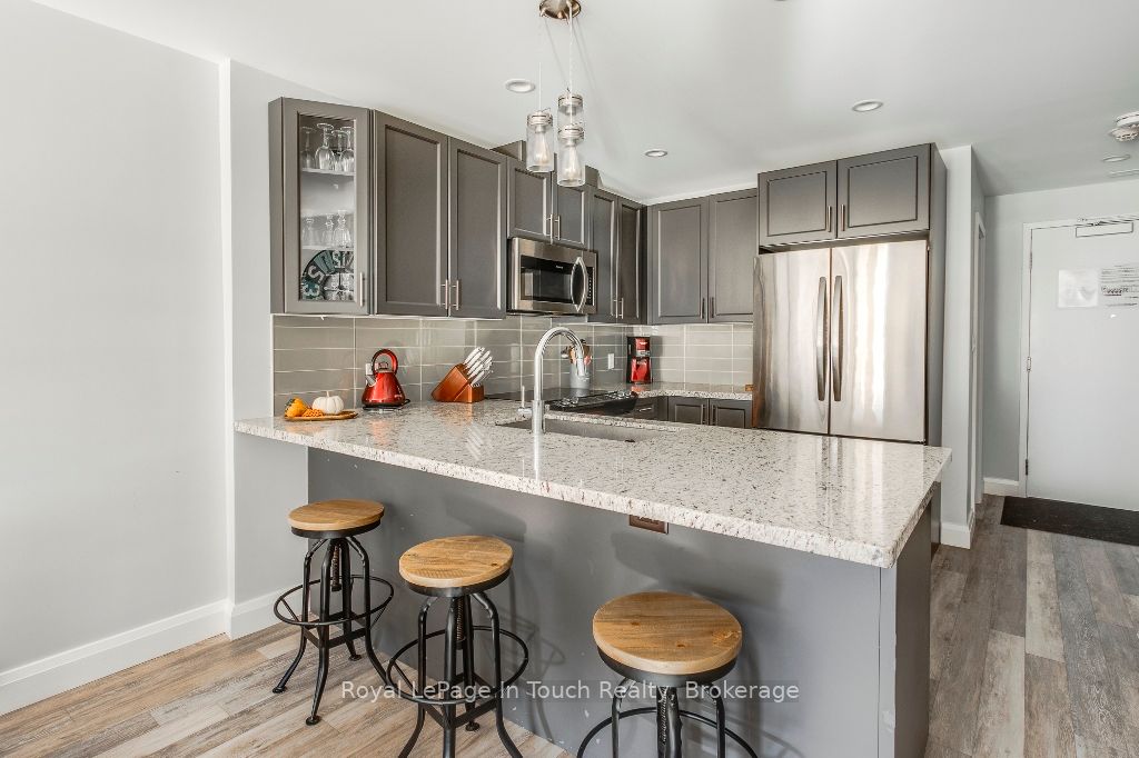 80 Horseshoe Blvd, #G02