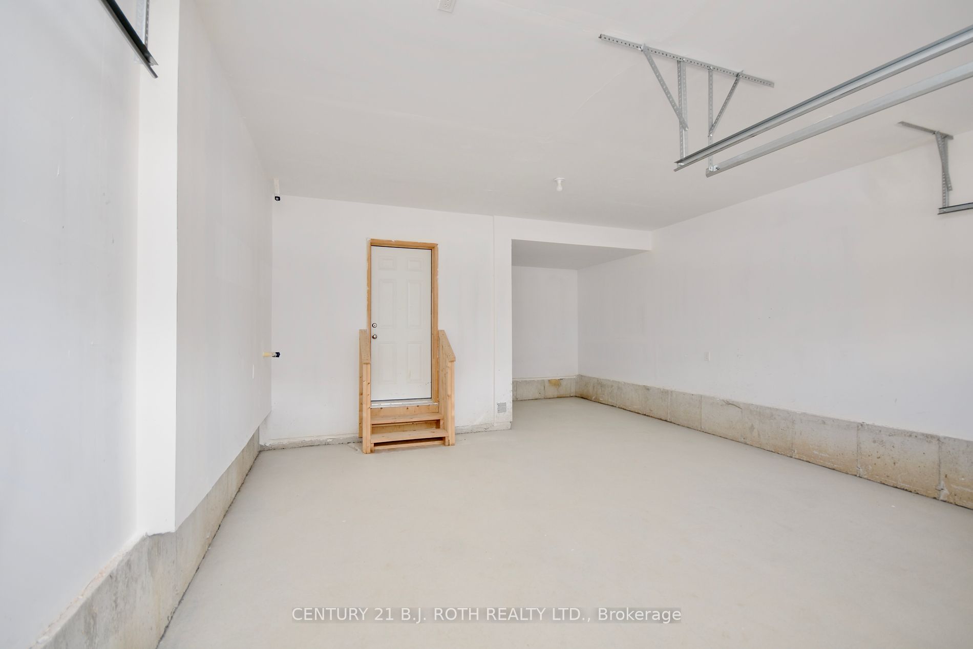 85 Bearberry Road