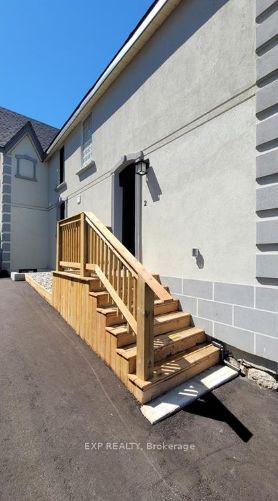 33 Front Street N, ##2