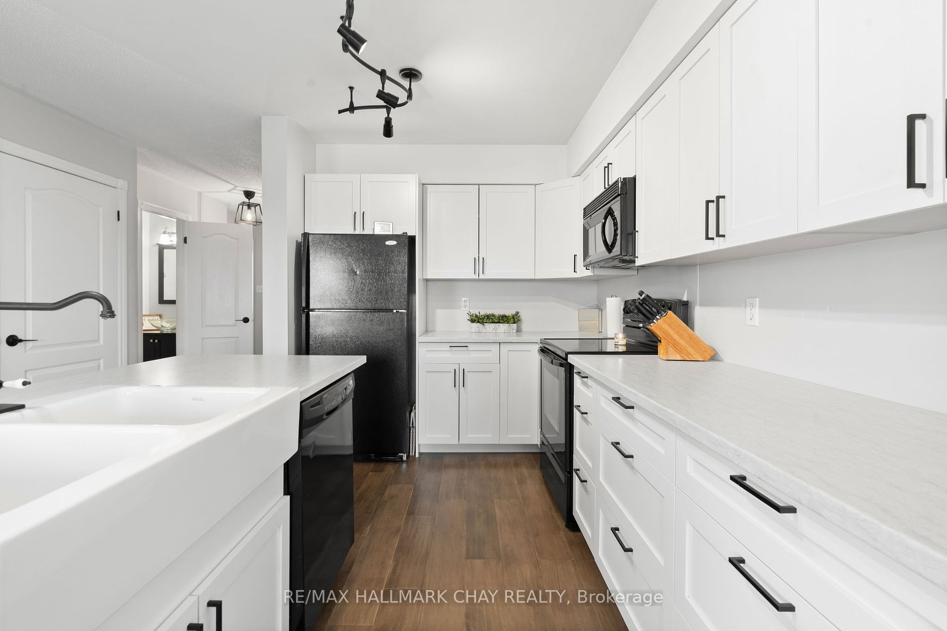 162 Ritchie Cres