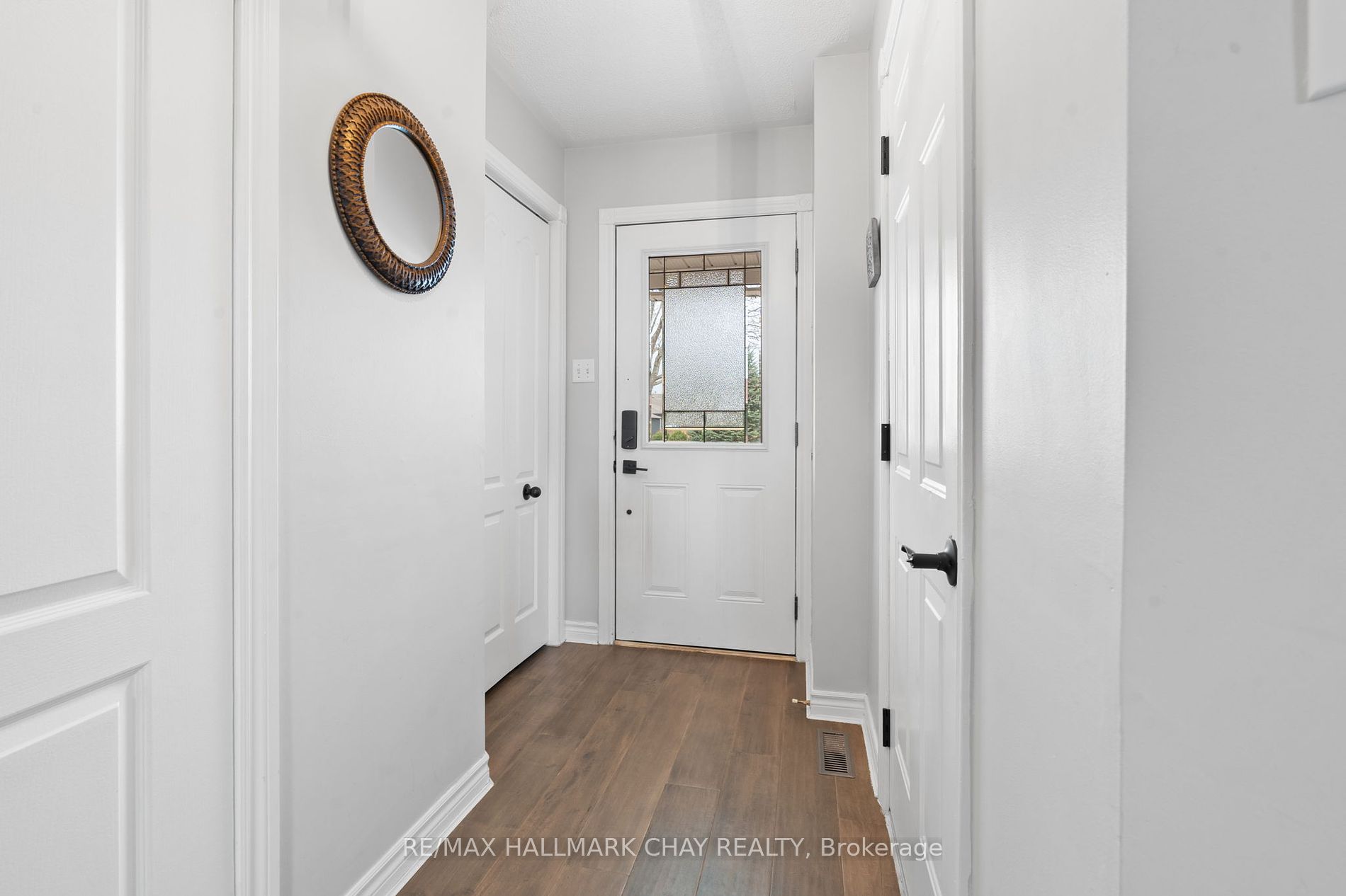 162 Ritchie Cres