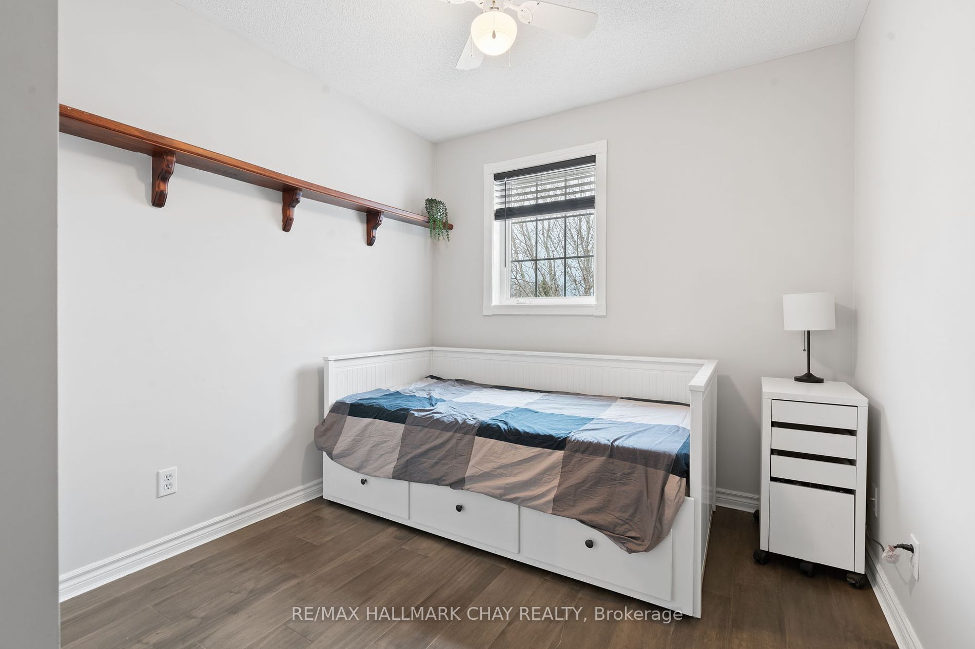 162 Ritchie Cres
