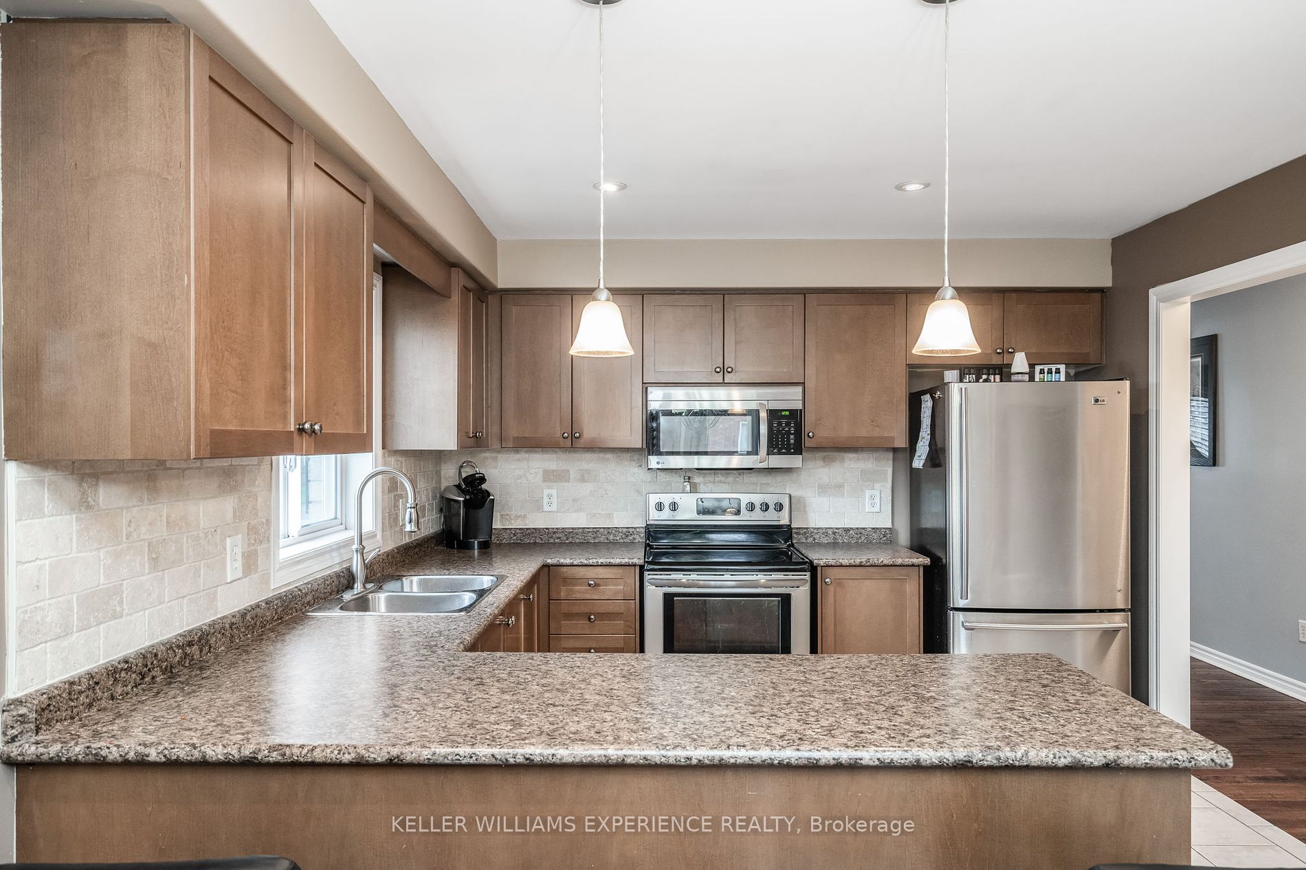 11 Knox Dr