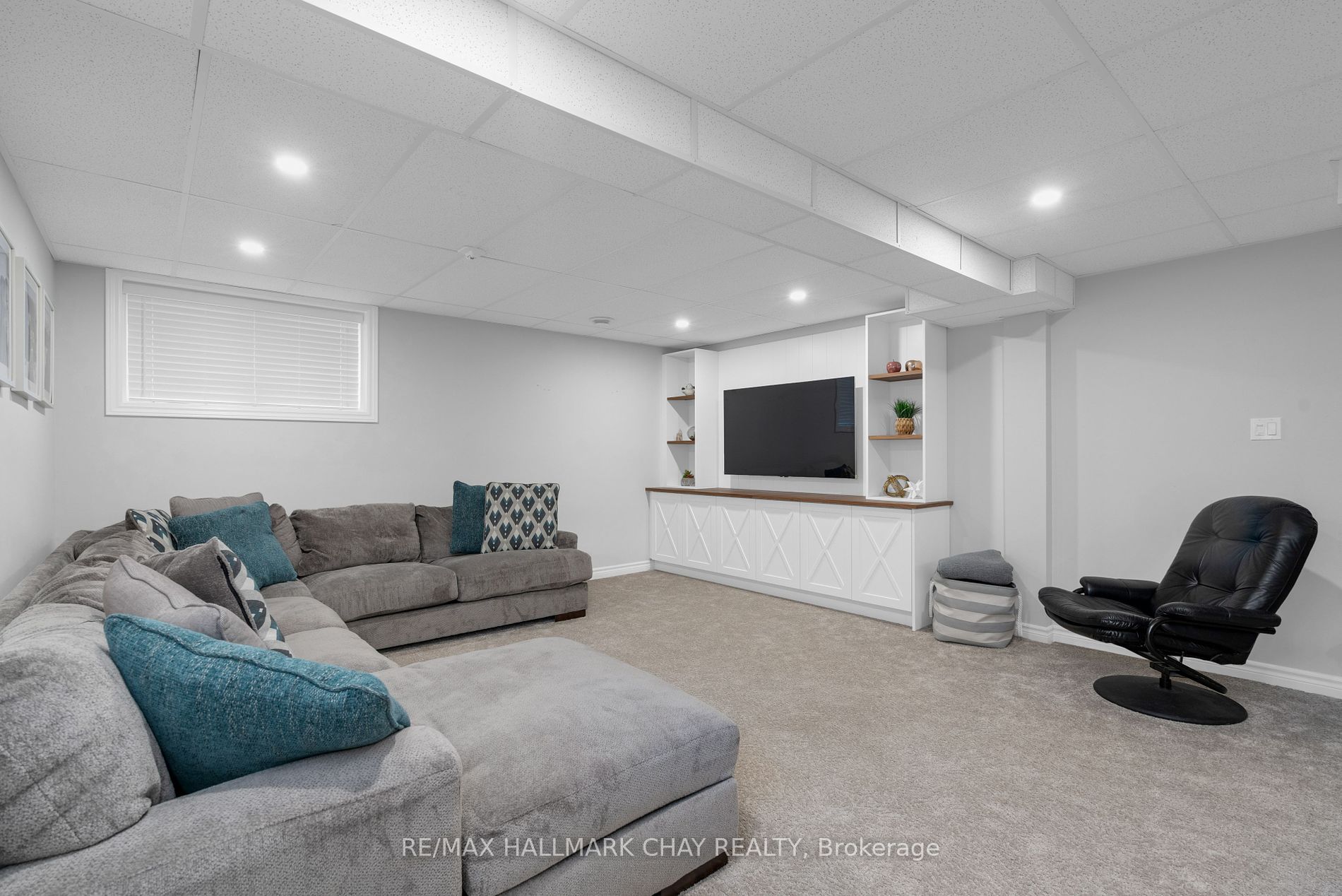 207 Aspen Ridge Drive