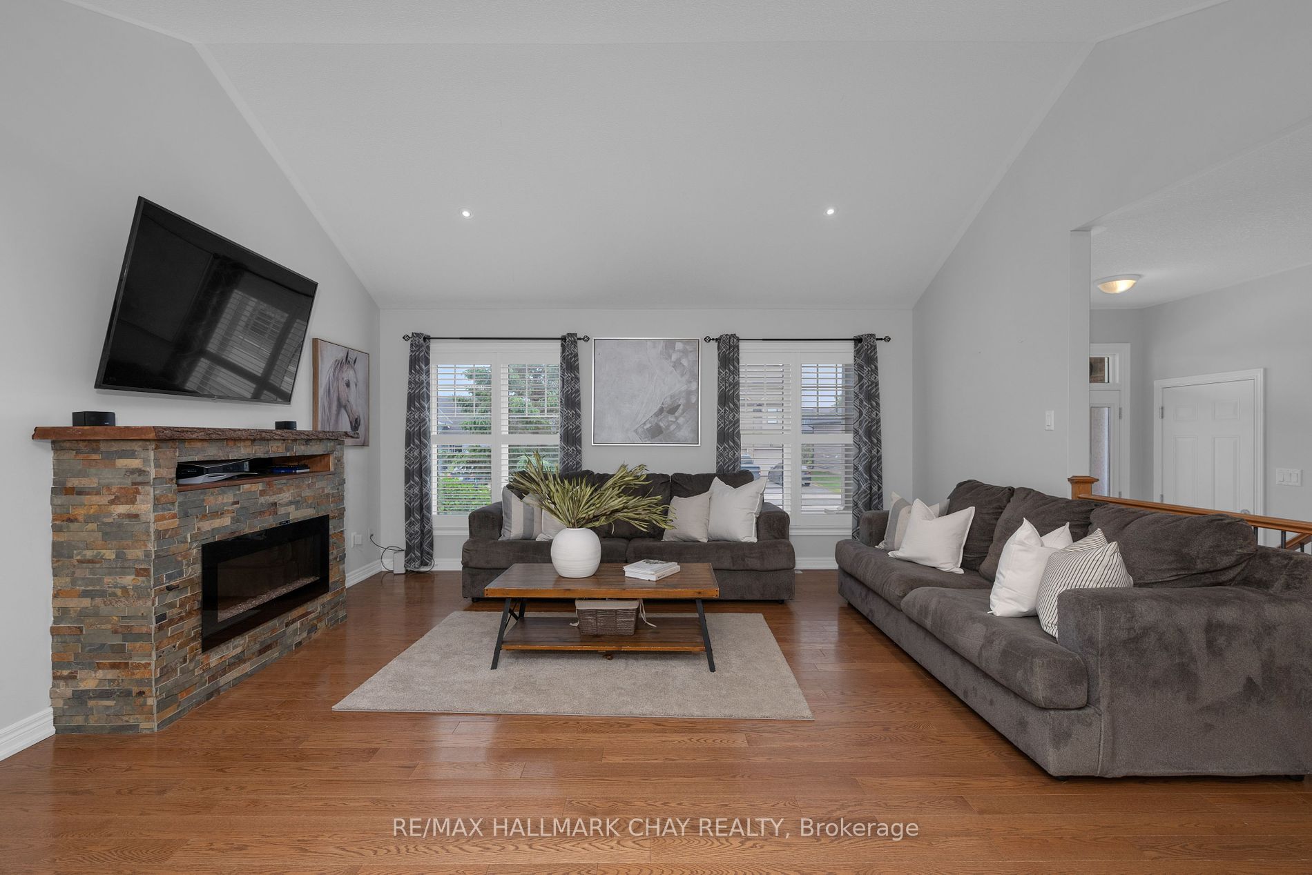 207 Aspen Ridge Drive