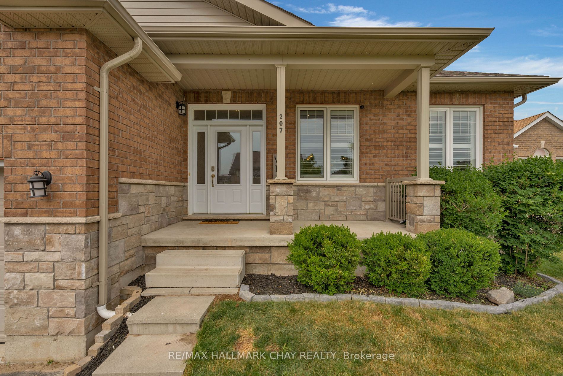 207 Aspen Ridge Drive