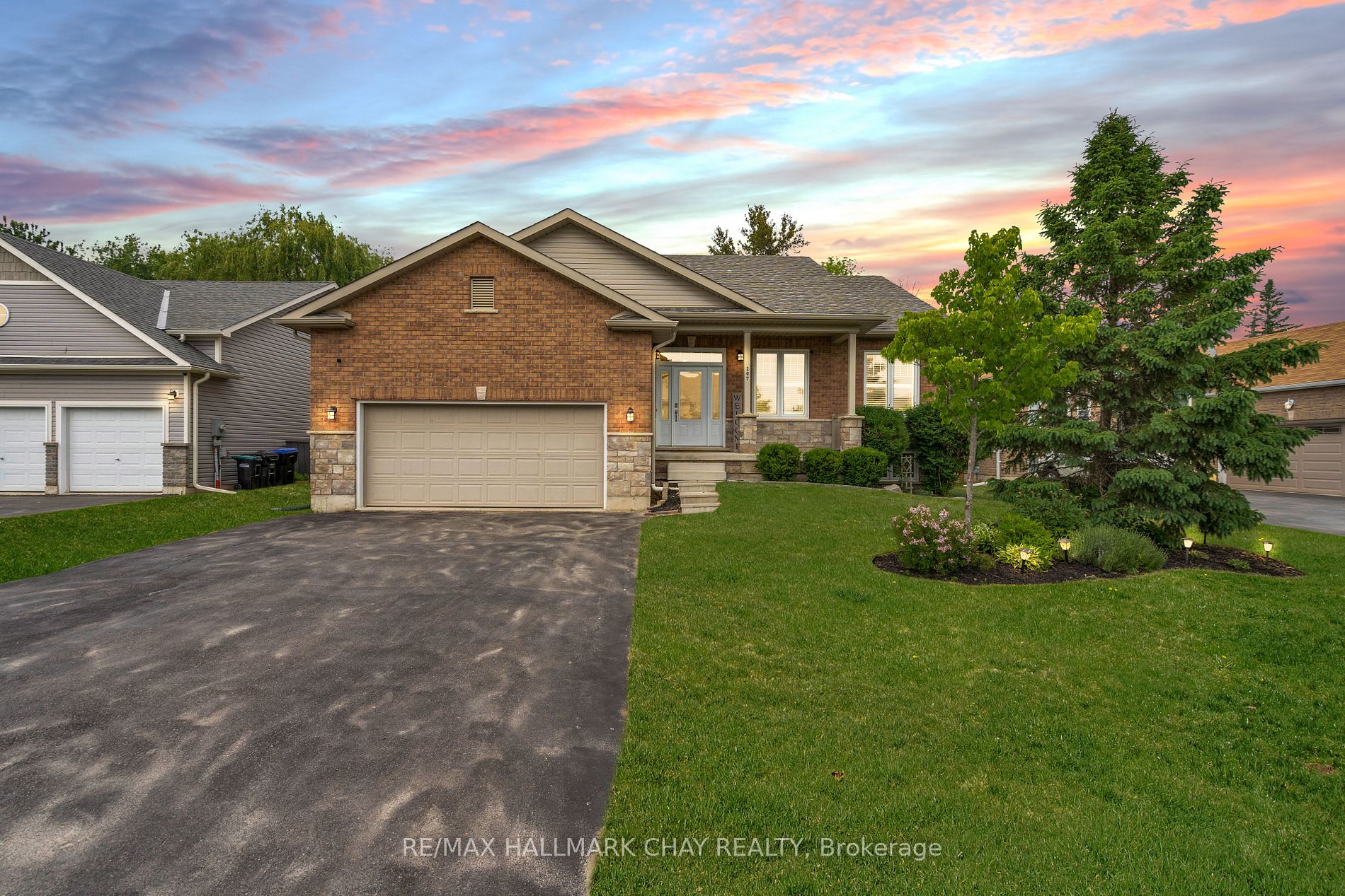 207 Aspen Ridge Drive