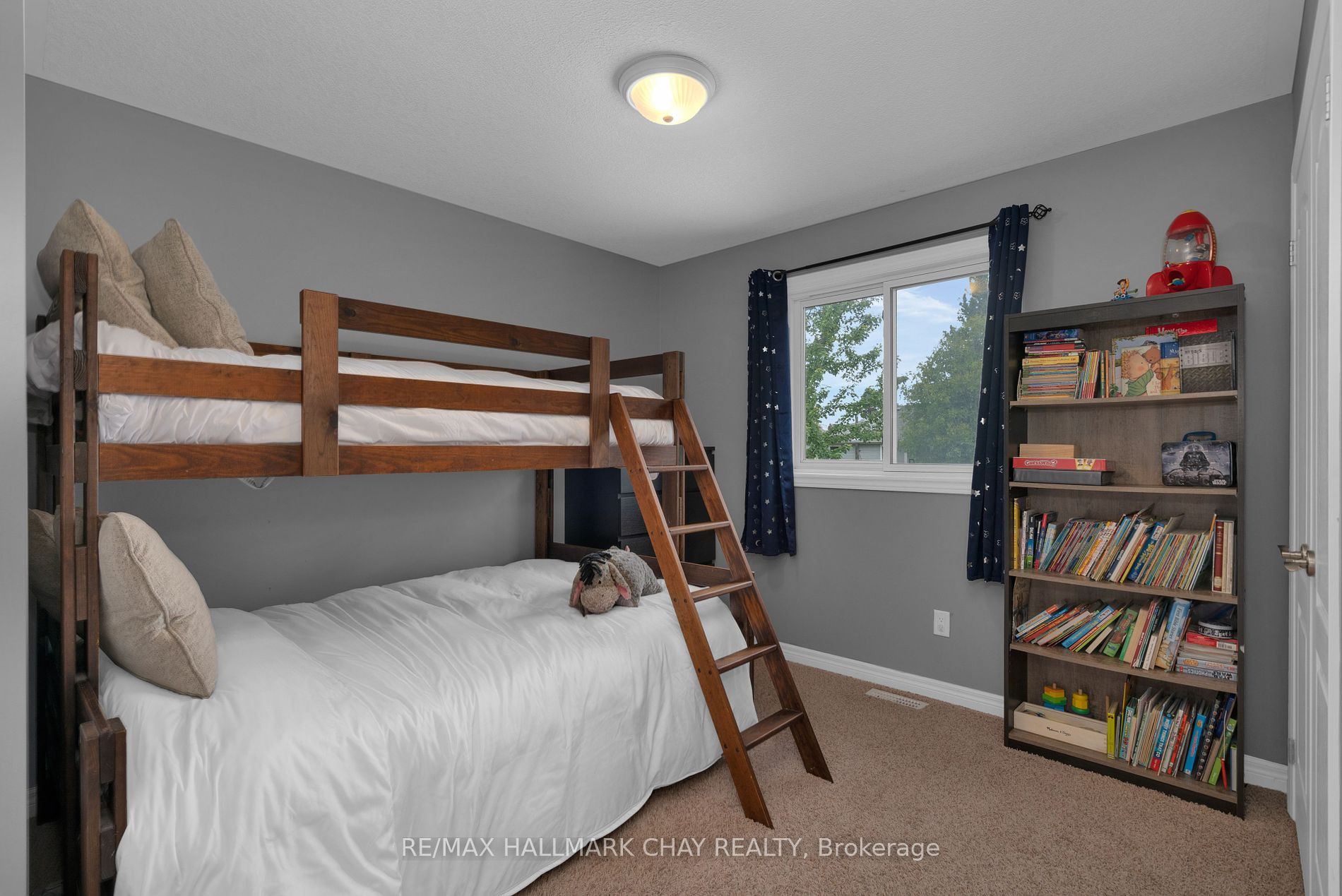 207 Aspen Ridge Drive