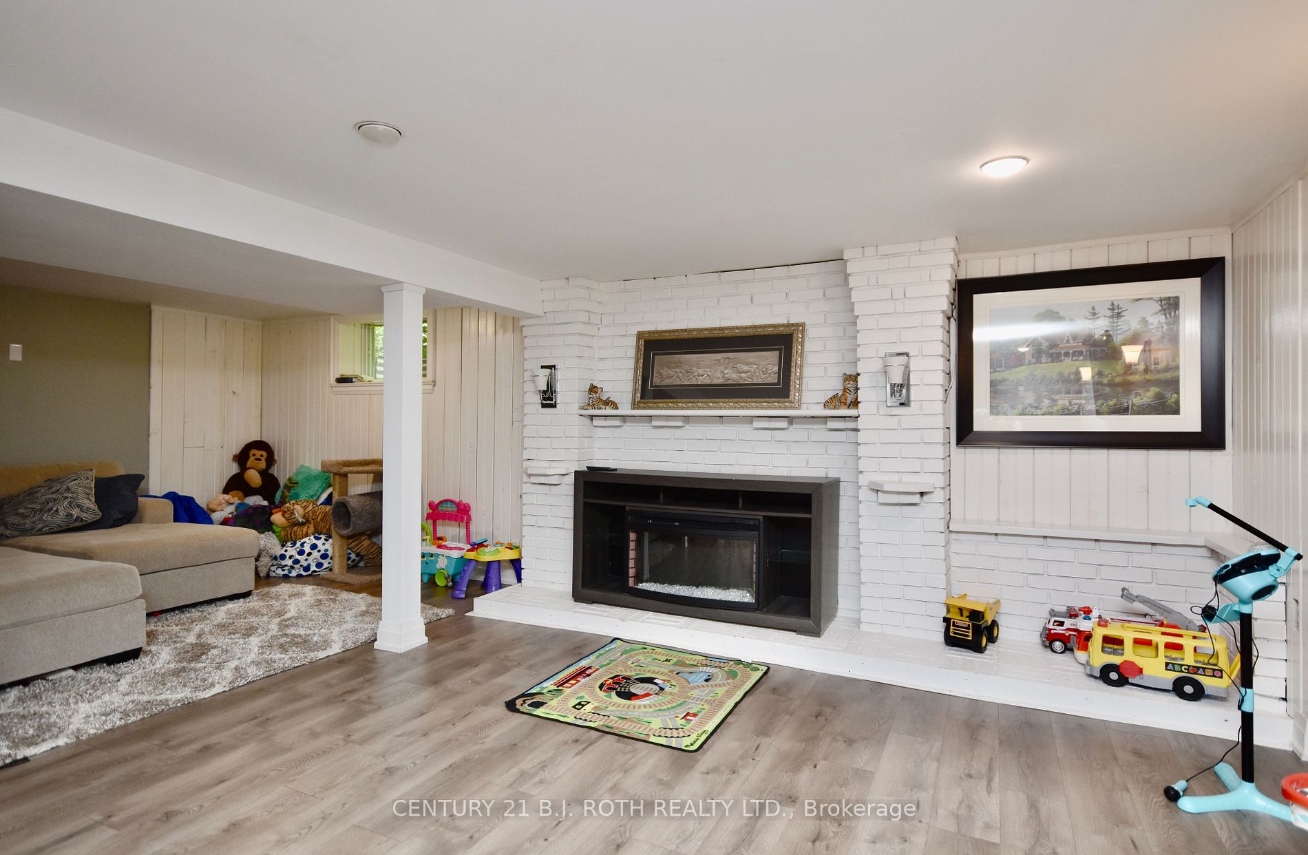 93 O'brien St