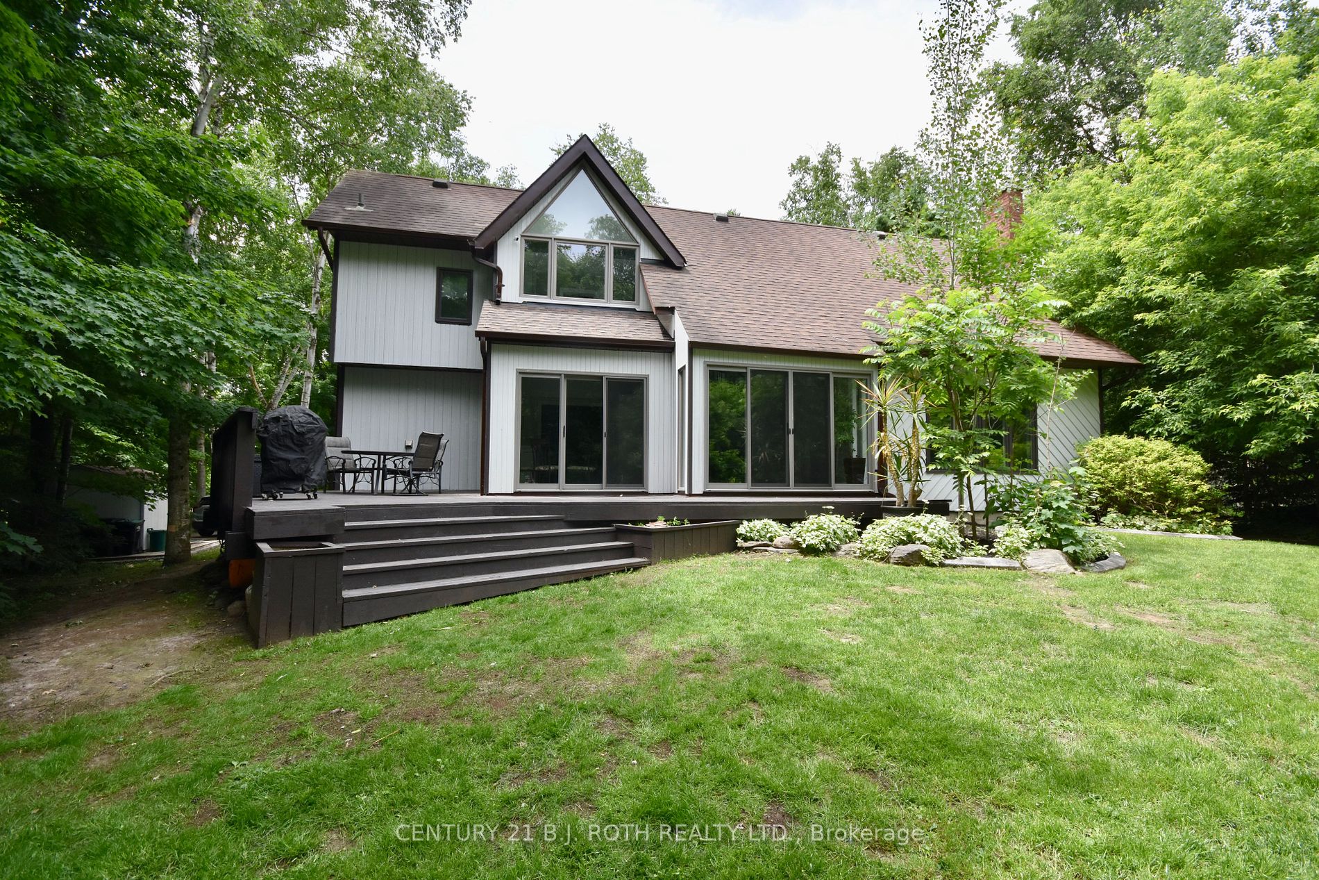 93 O'brien St