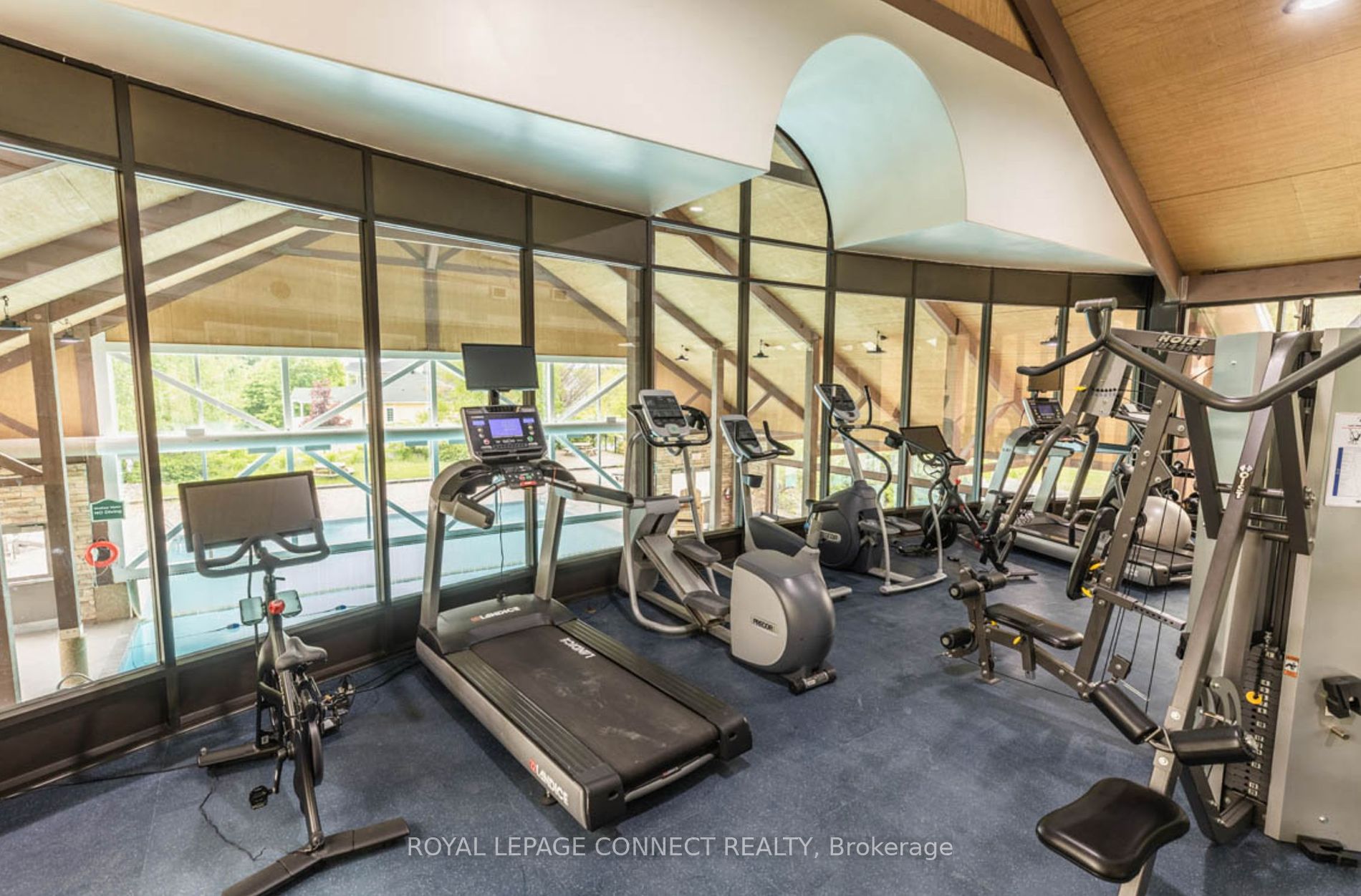 90 Highland Dr, #2056/57