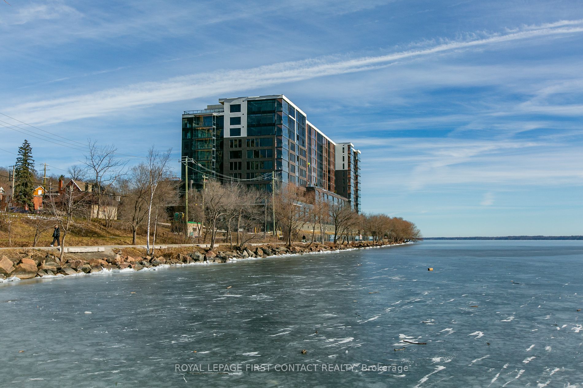 185 Dunlop Street E, #910
