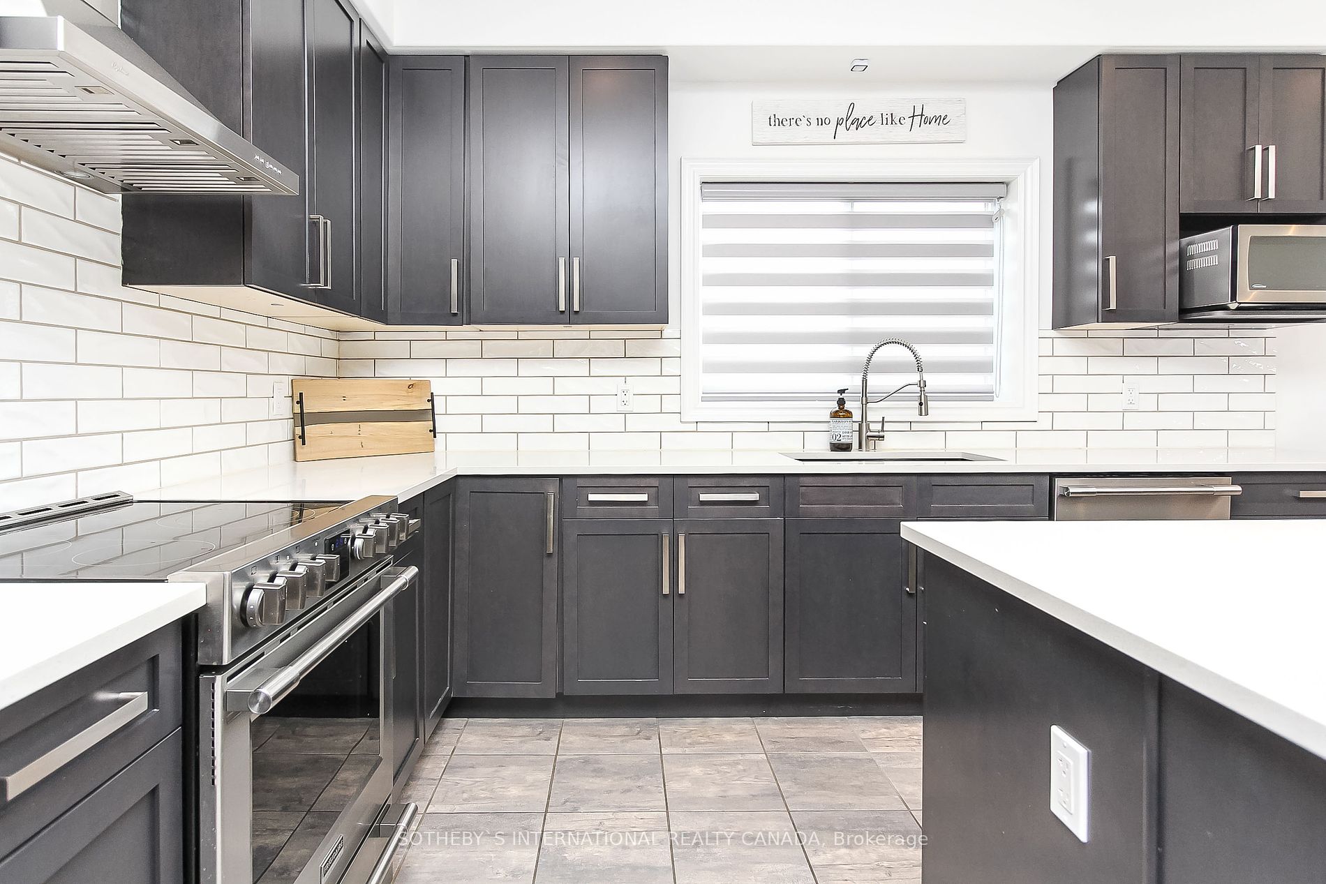 68 Foley Cres