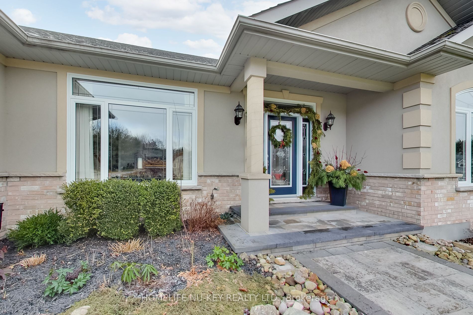 31 Pinery Drive