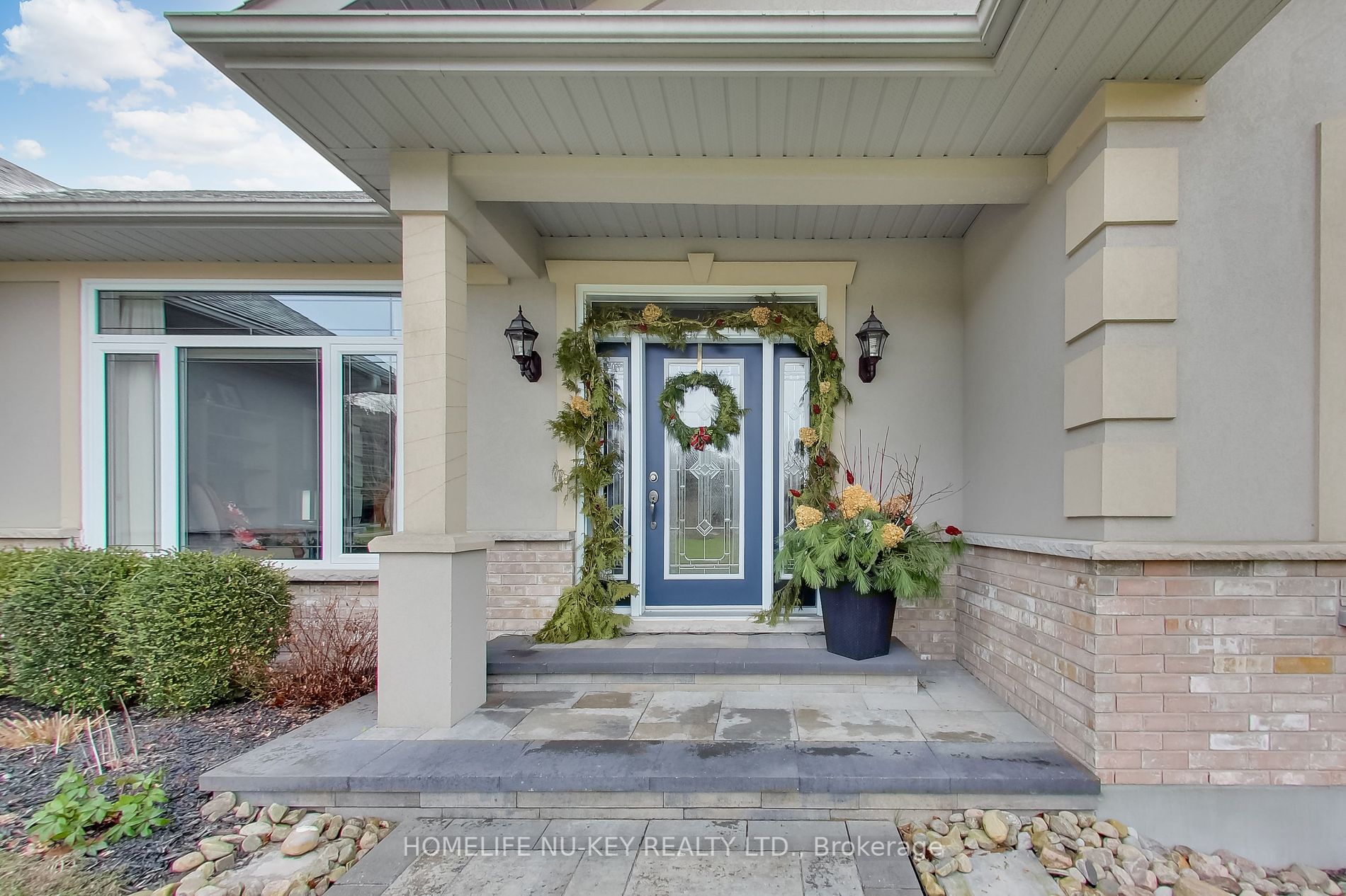 31 Pinery Drive