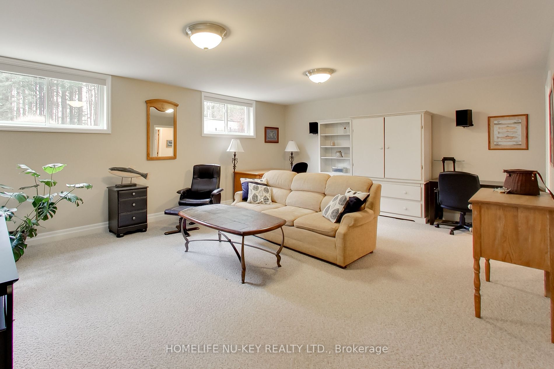 31 Pinery Drive